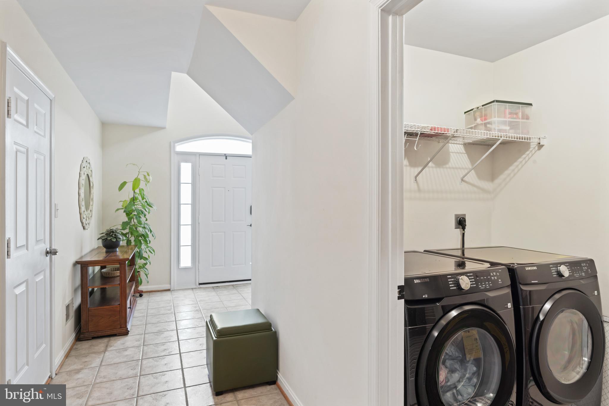 CENTRE RIDGE - Residential