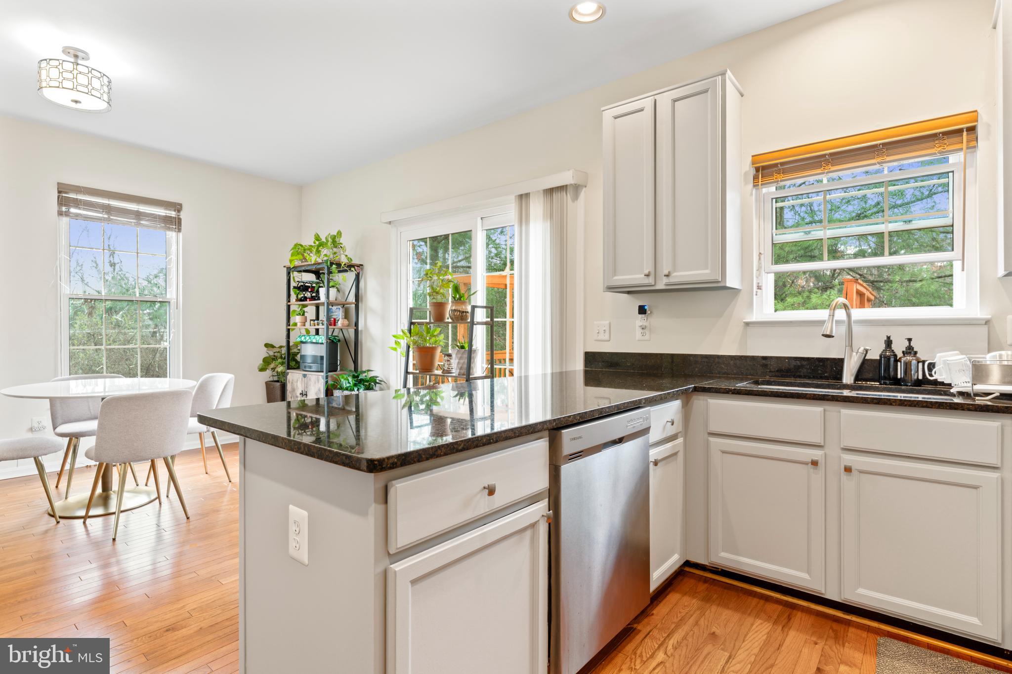 CENTRE RIDGE - Residential