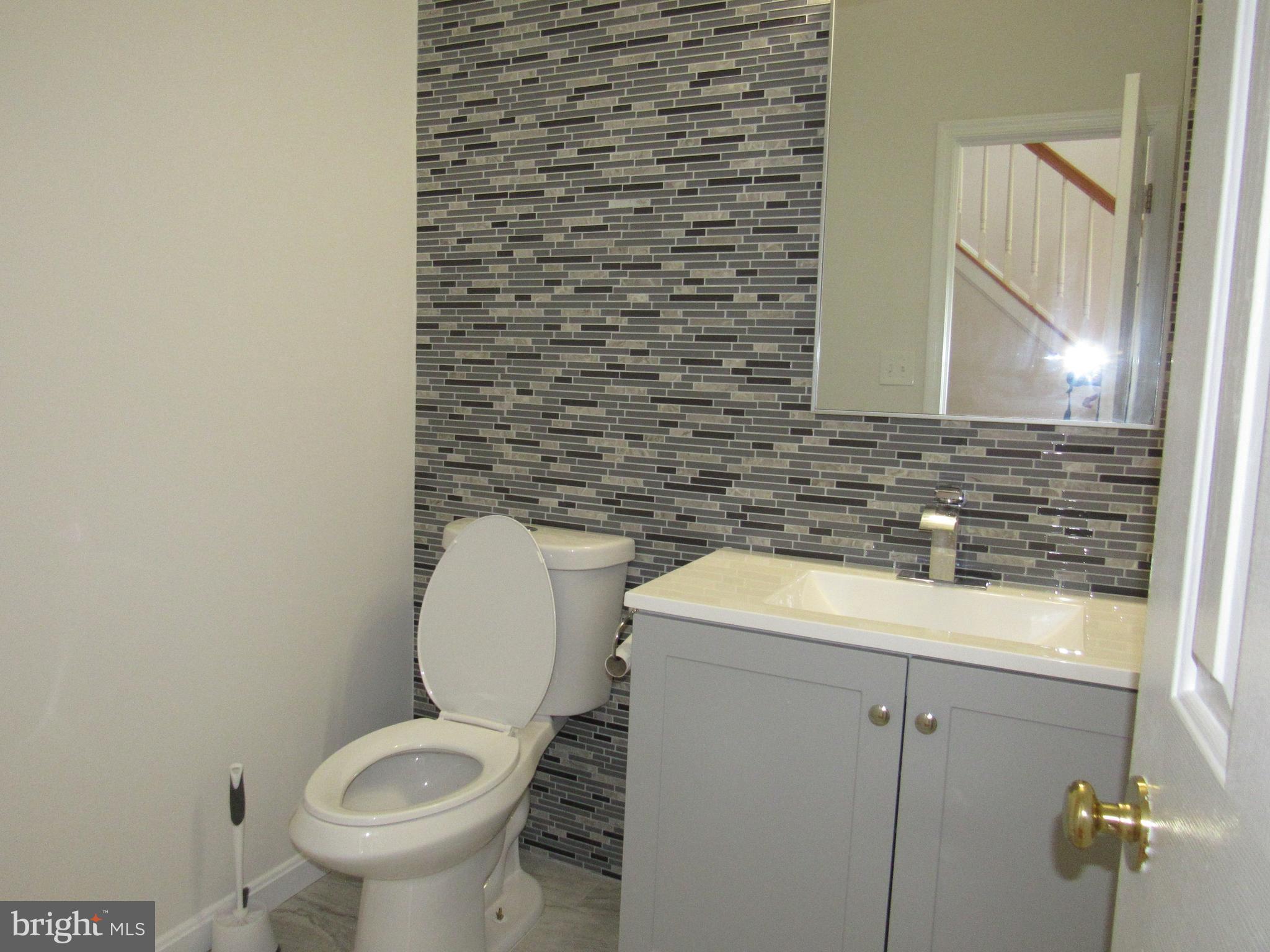 GLENN ESTATES - Residential