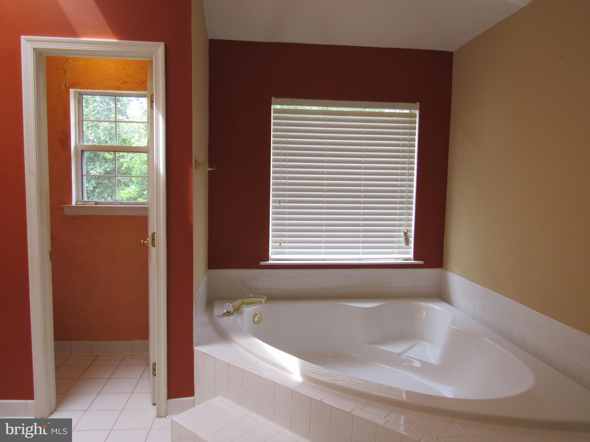 GLENN ESTATES - Residential