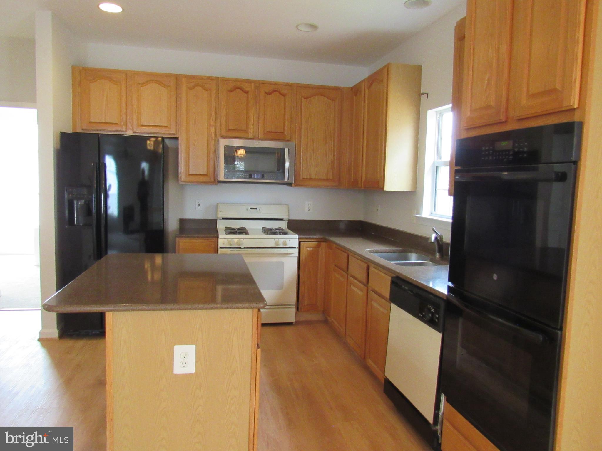 GLENN ESTATES - Residential