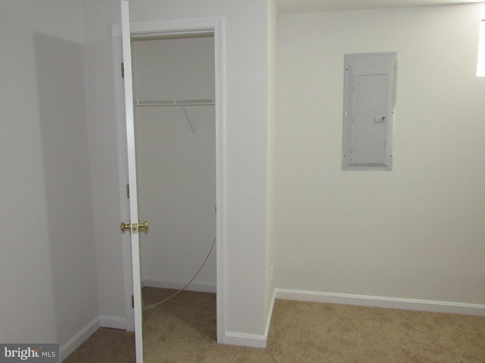 GLENN ESTATES - Residential