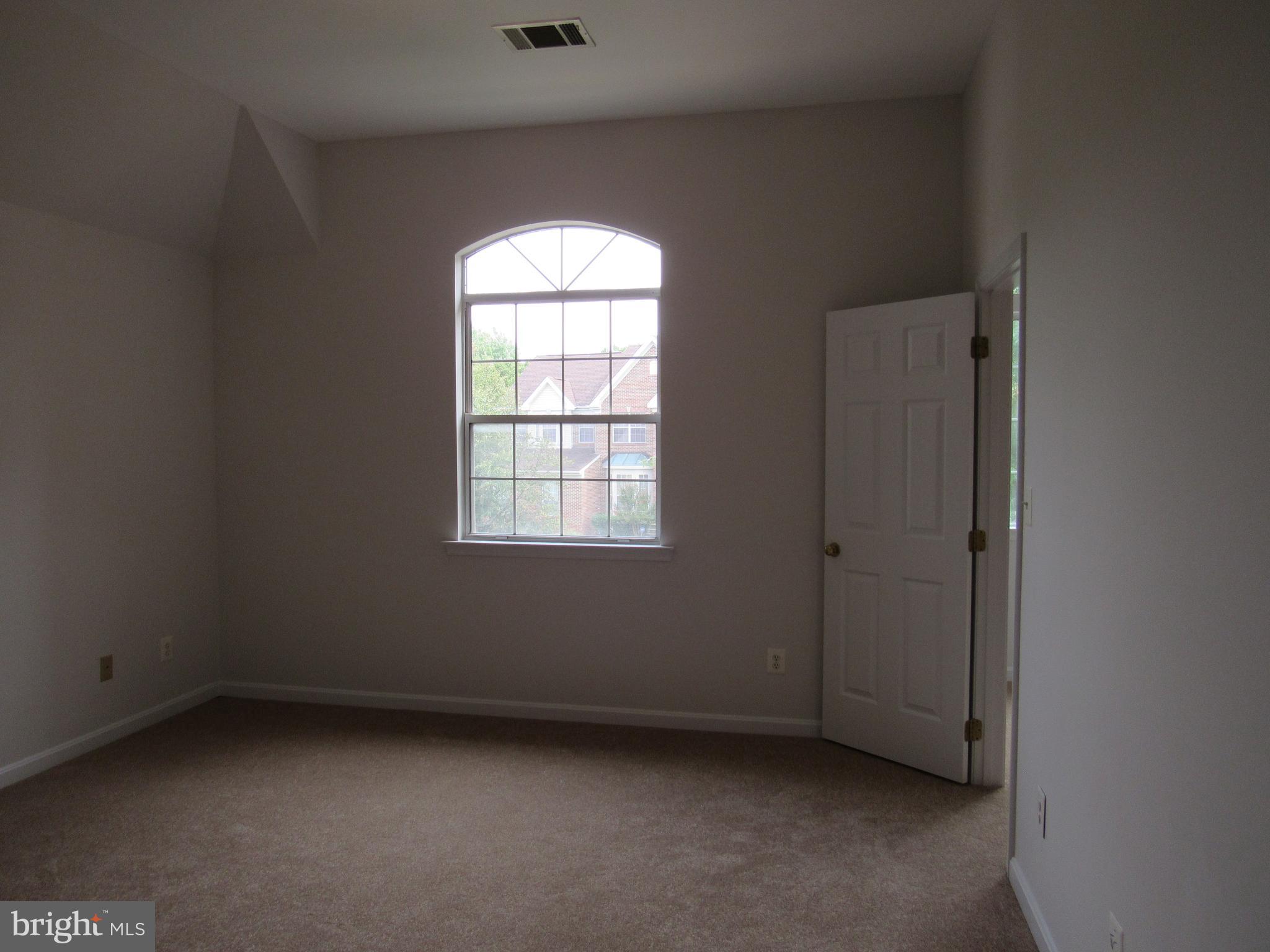 GLENN ESTATES - Residential