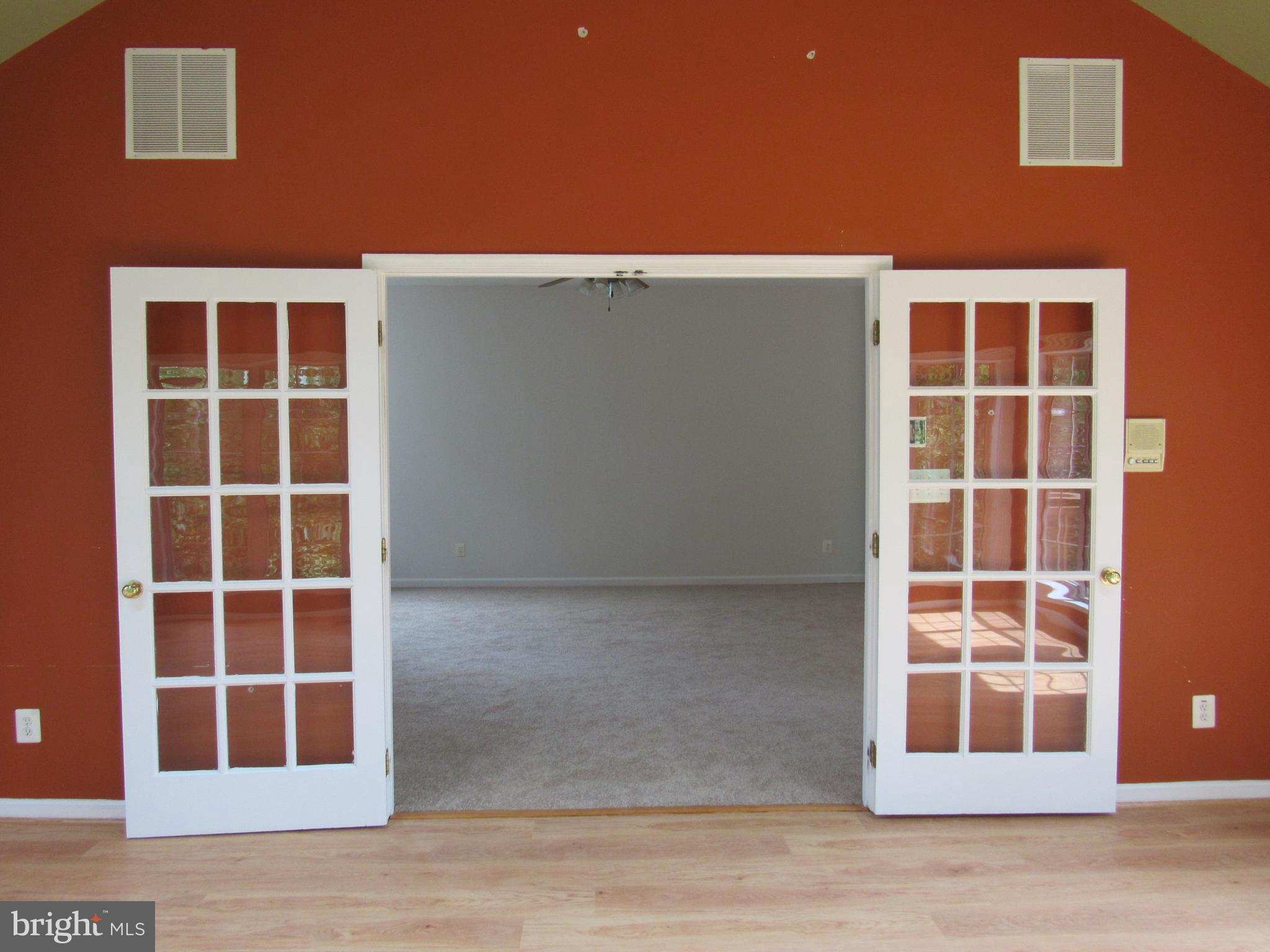 GLENN ESTATES - Residential