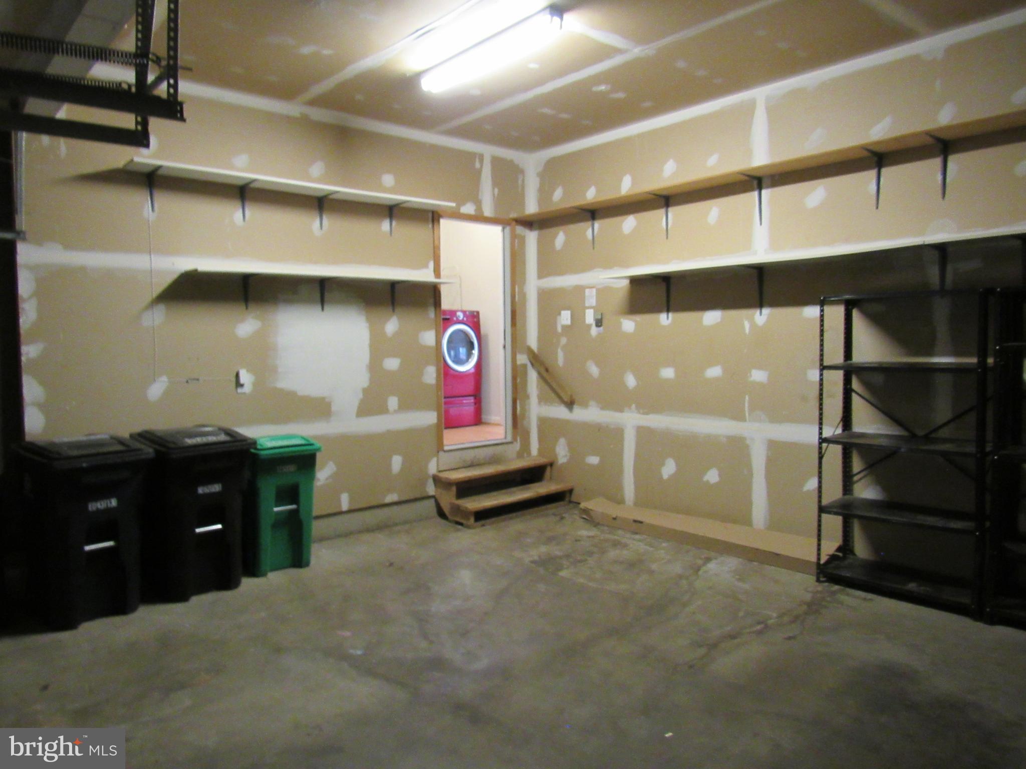 GLENN ESTATES - Residential