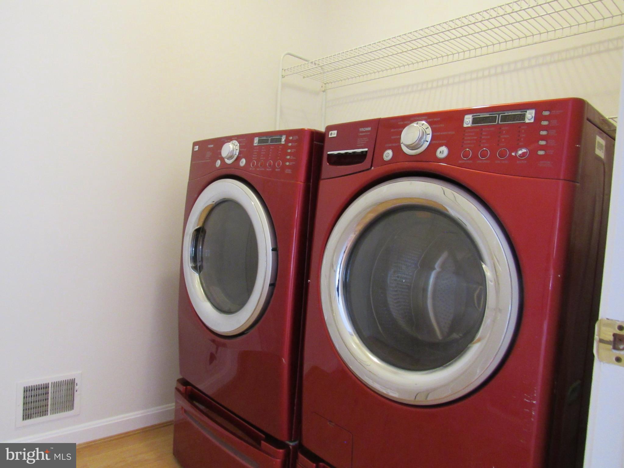 GLENN ESTATES - Residential