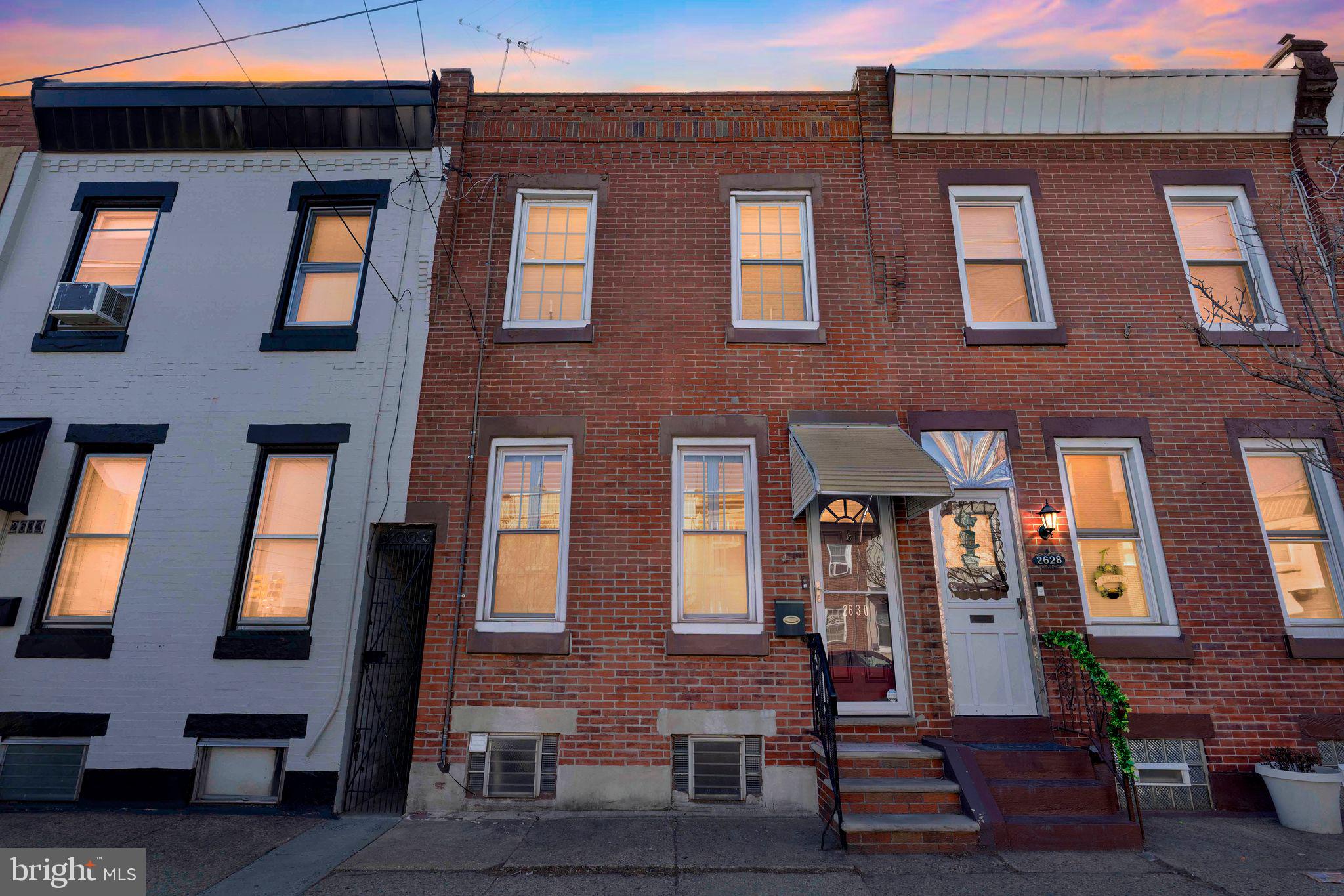 Welcome to this beautifully updated 3-bedroom, 1-bathroom home, perfectly situated on a desirable block just minutes from shopping, Center City, and public transportation. This move-in-ready gem features a stunning modern kitchen with sleek appliances, gorgeous hardwood floors, and a spacious, sunlit layout designed for both comfort and style.
Enjoy the convenience of in-home laundry with a washer and dryer included, along with a thoughtfully designed living space that’s perfect for entertaining or relaxing. Whether you're a first-time homebuyer or looking for a fantastic investment, this well-maintained home offers location, charm, and modern updates all in one package.
Don't miss this incredible opportunity—schedule your showing today!