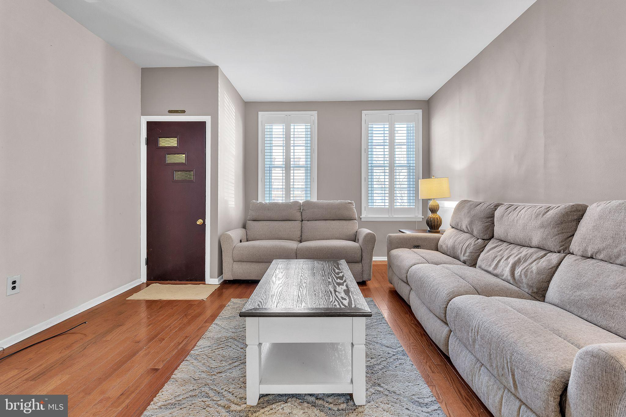 PORT RICHMOND - Residential