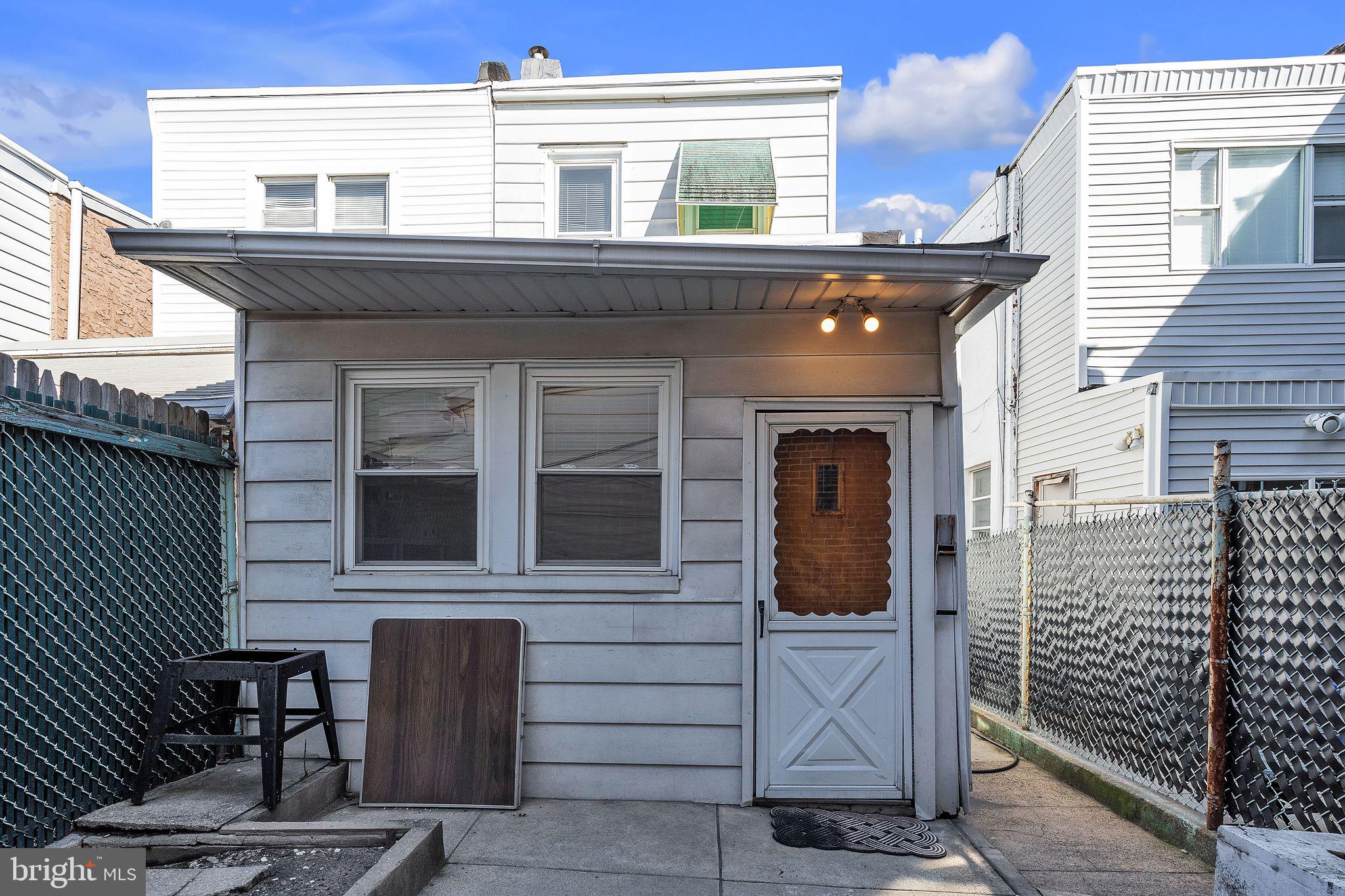 PORT RICHMOND - Residential