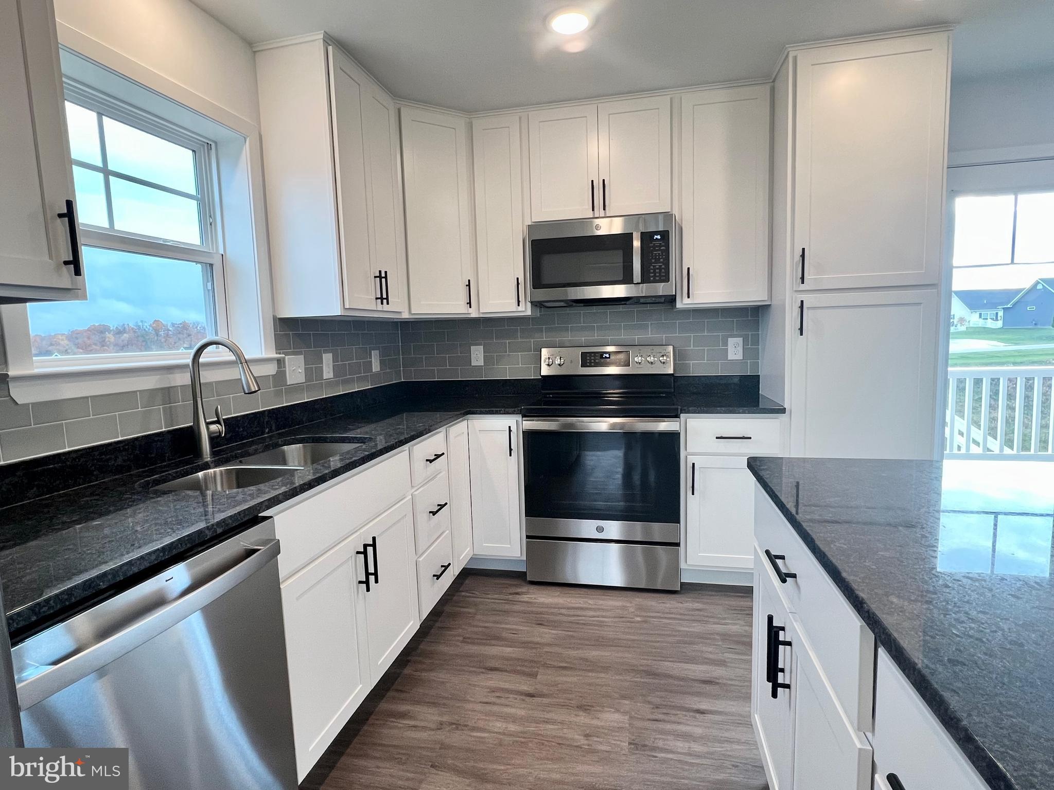 BRIDLE CREEK - Residential