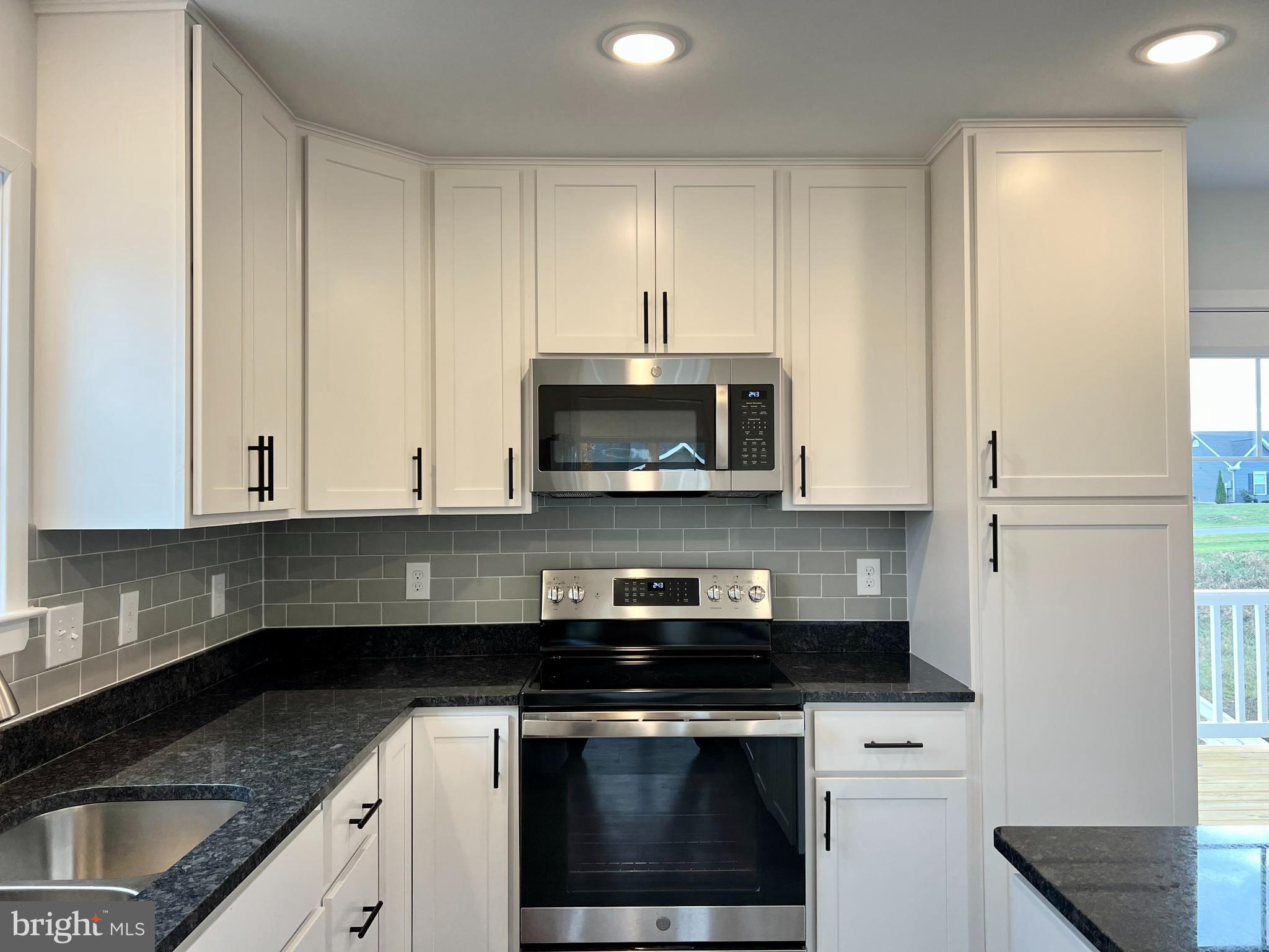 BRIDLE CREEK - Residential