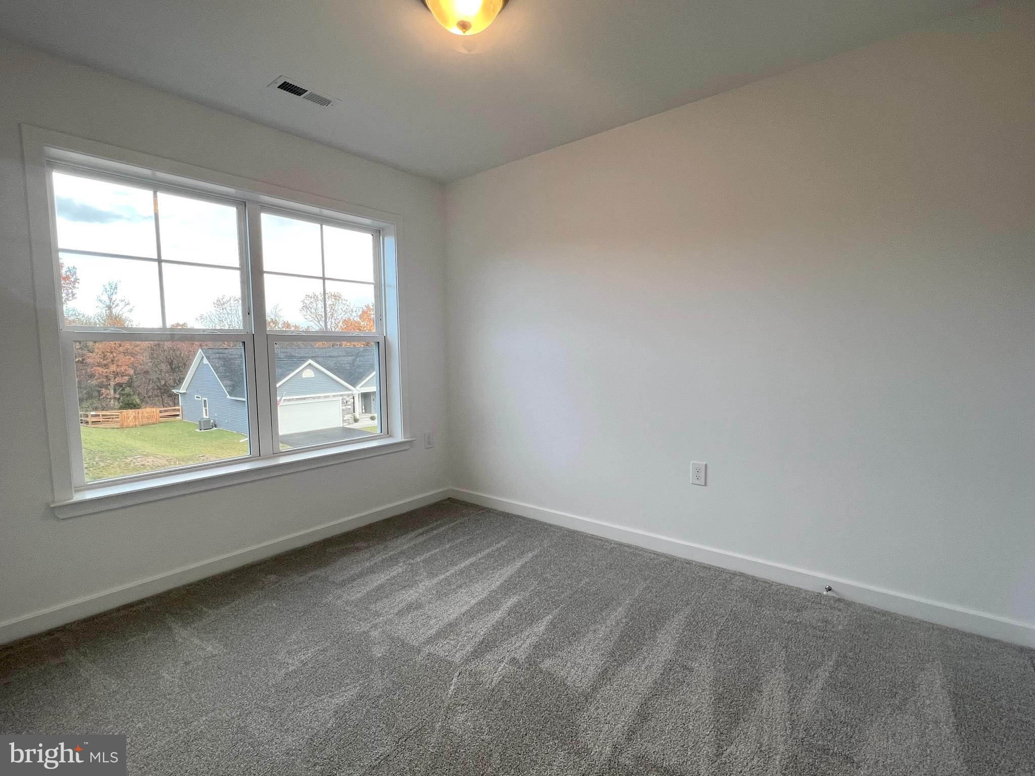 BRIDLE CREEK - Residential