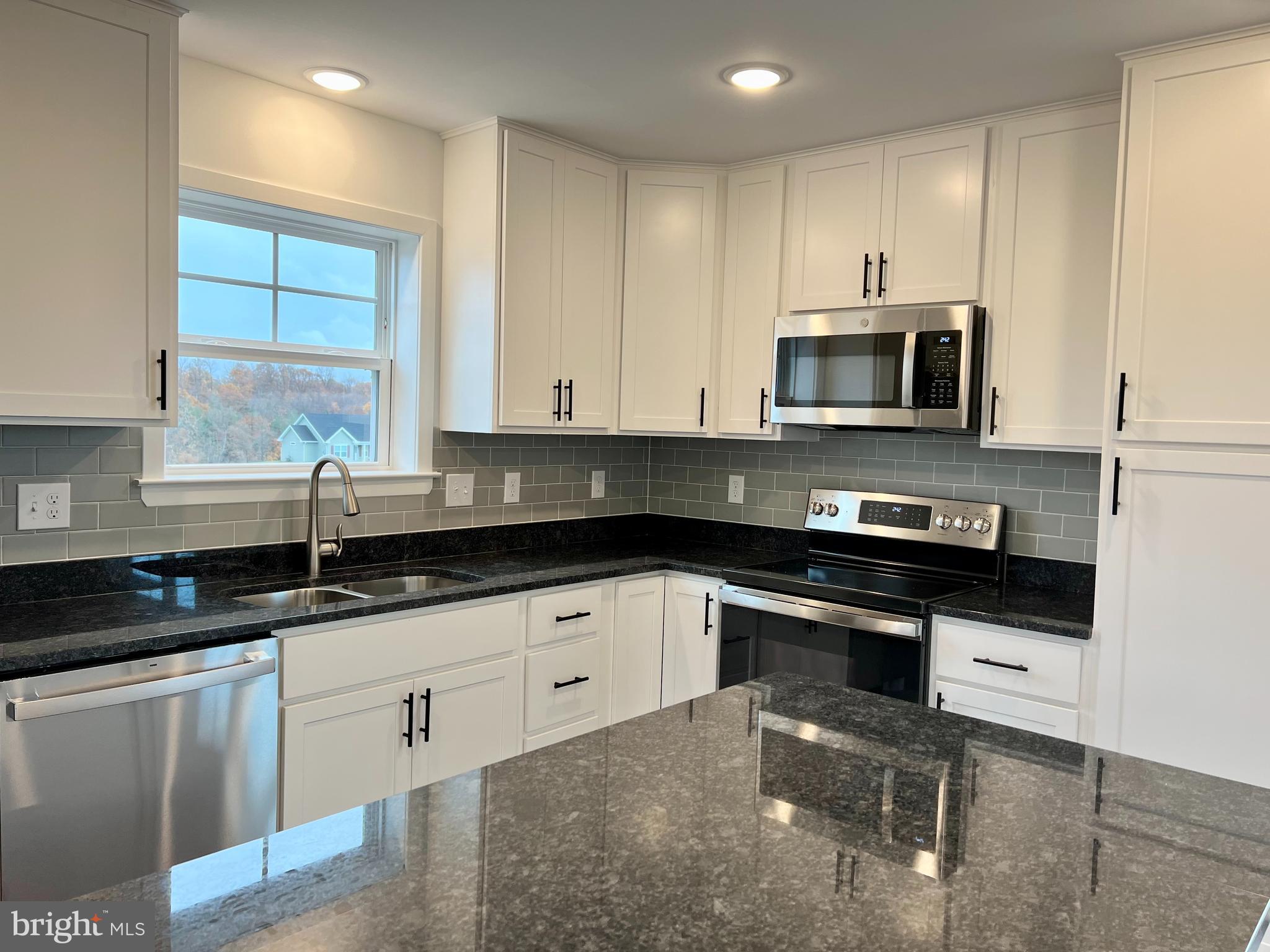 BRIDLE CREEK - Residential