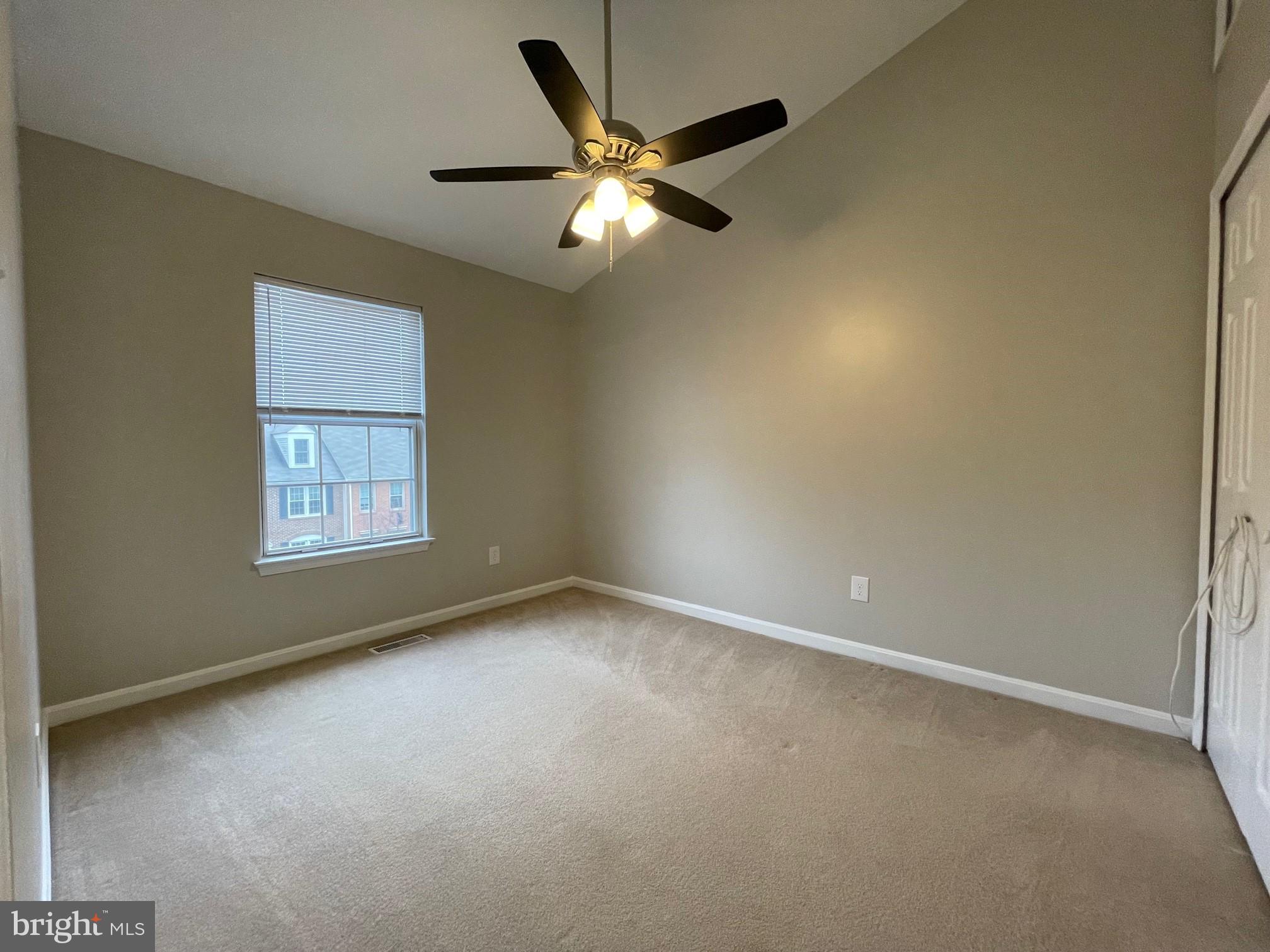 QUAKER HILL - Residential Lease