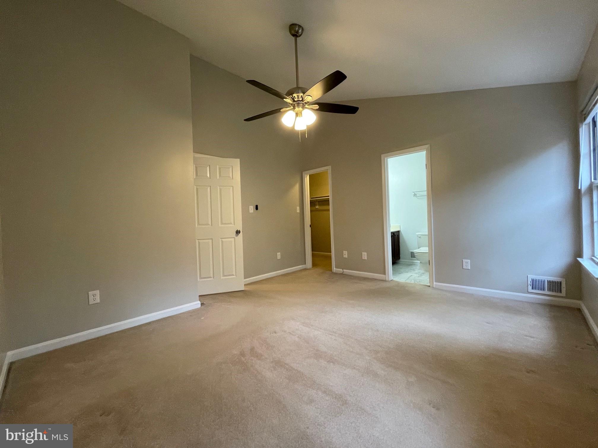 QUAKER HILL - Residential Lease