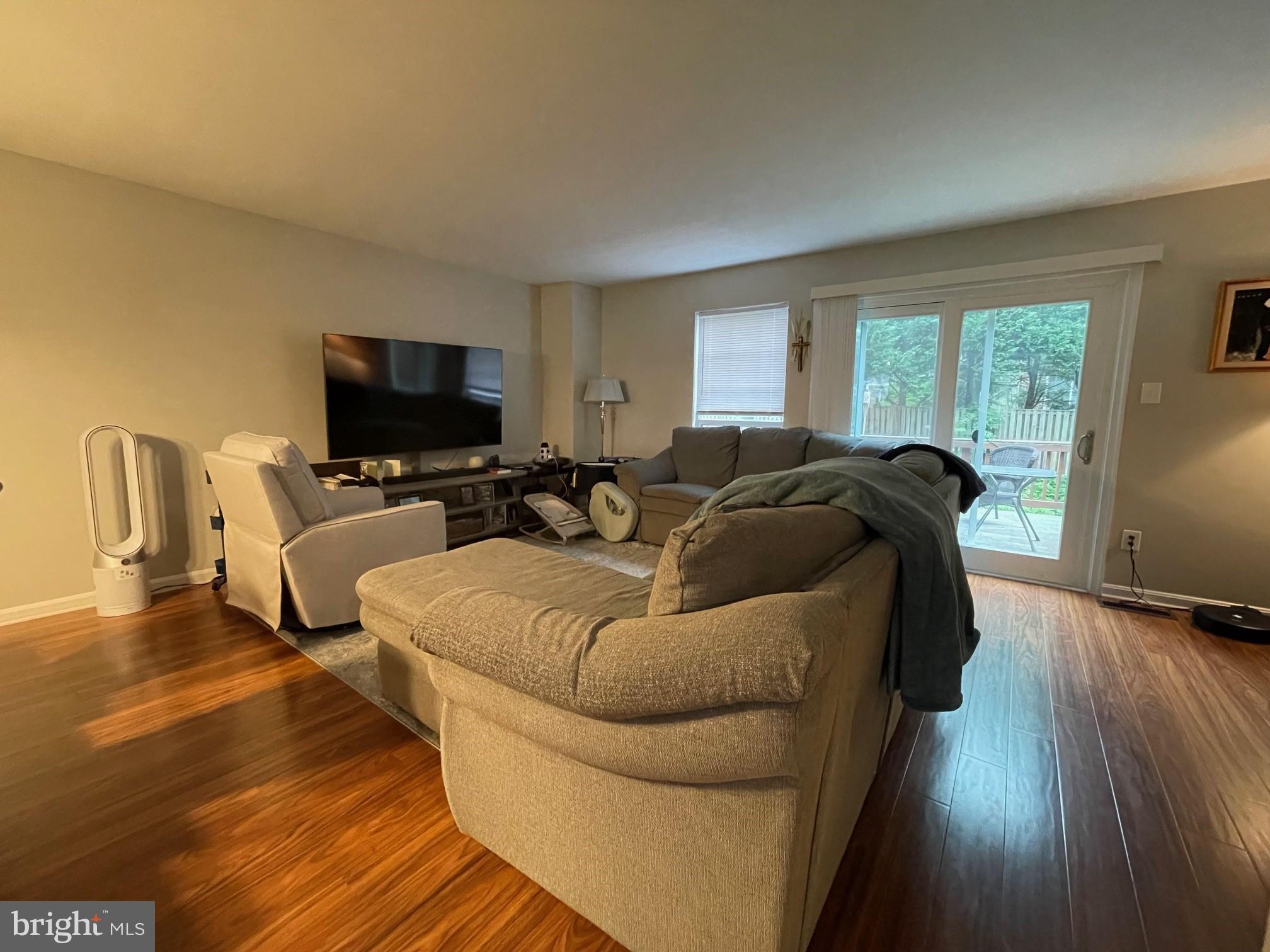 QUAKER HILL - Residential Lease