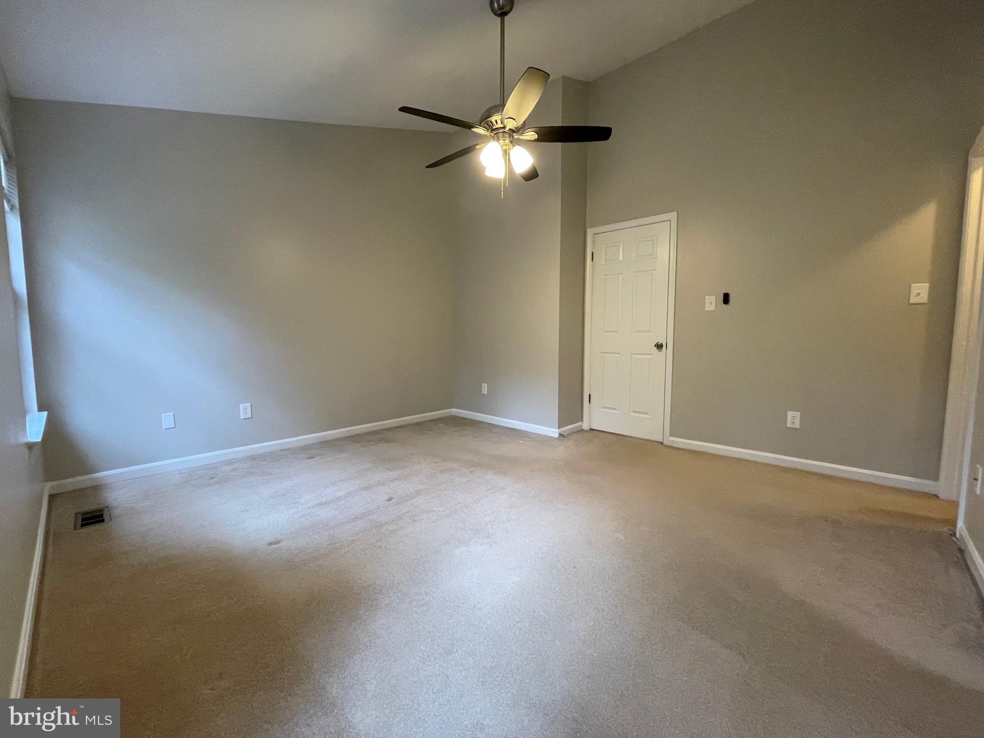QUAKER HILL - Residential Lease