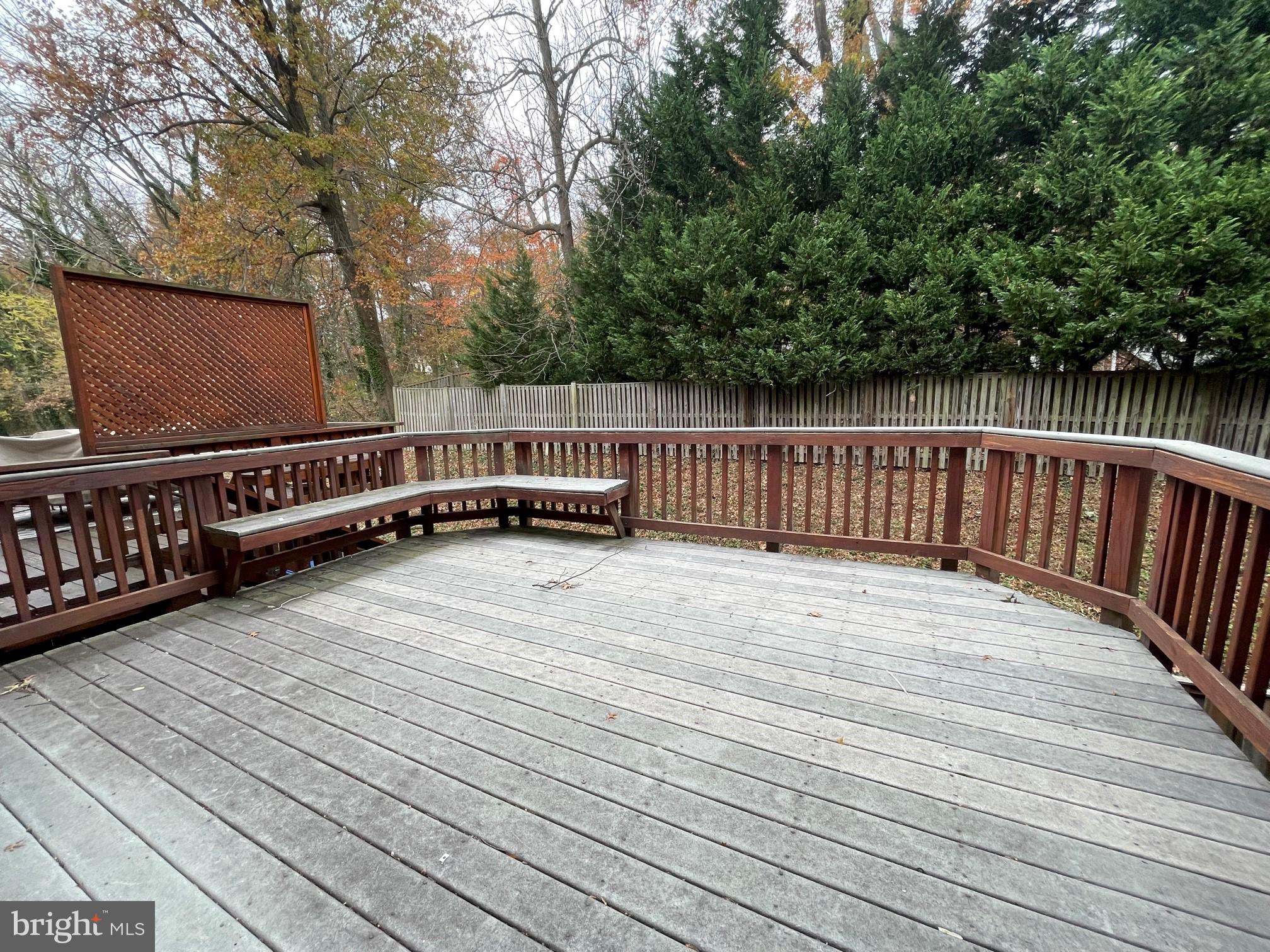 QUAKER HILL - Residential Lease