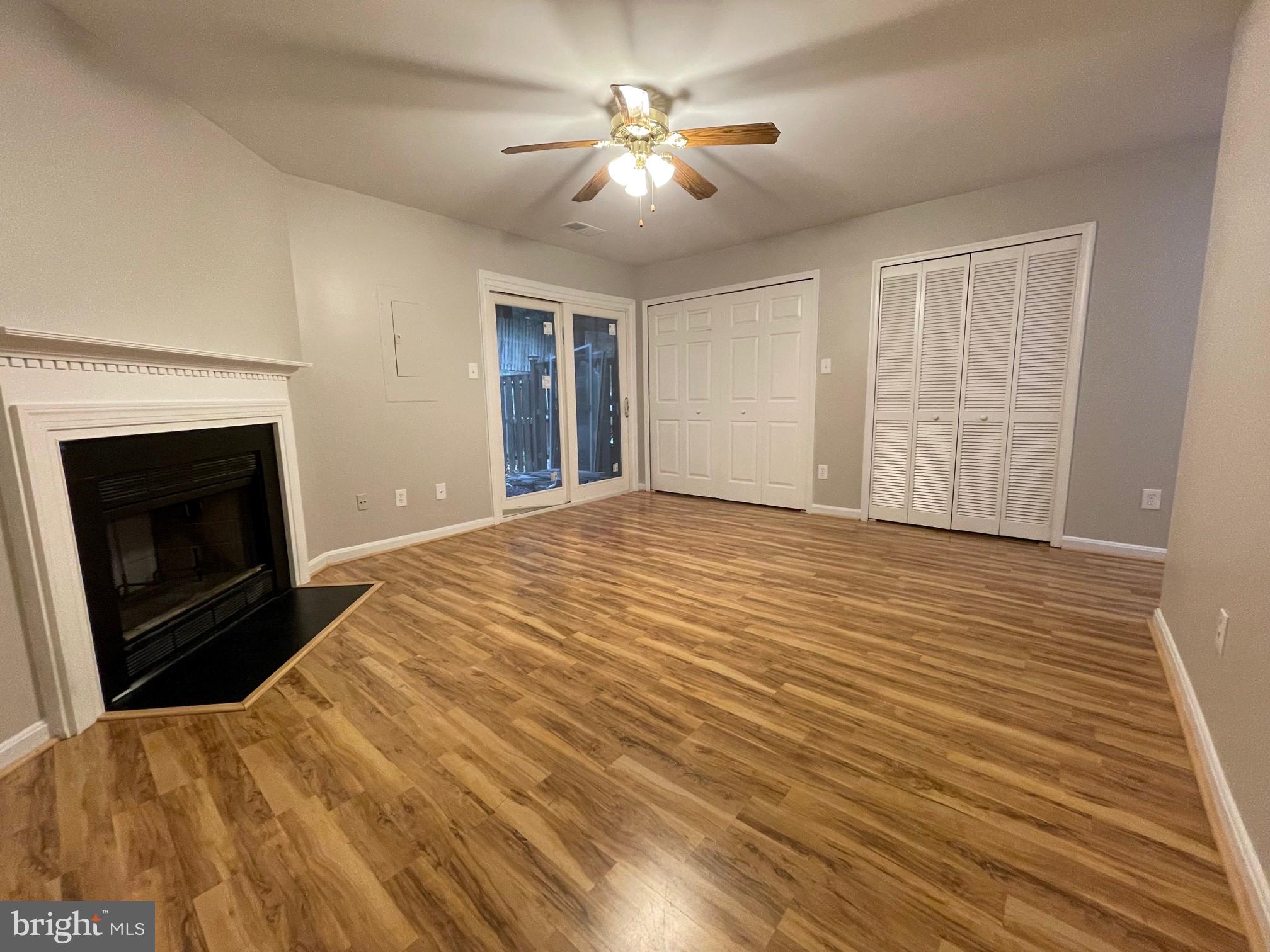 QUAKER HILL - Residential Lease