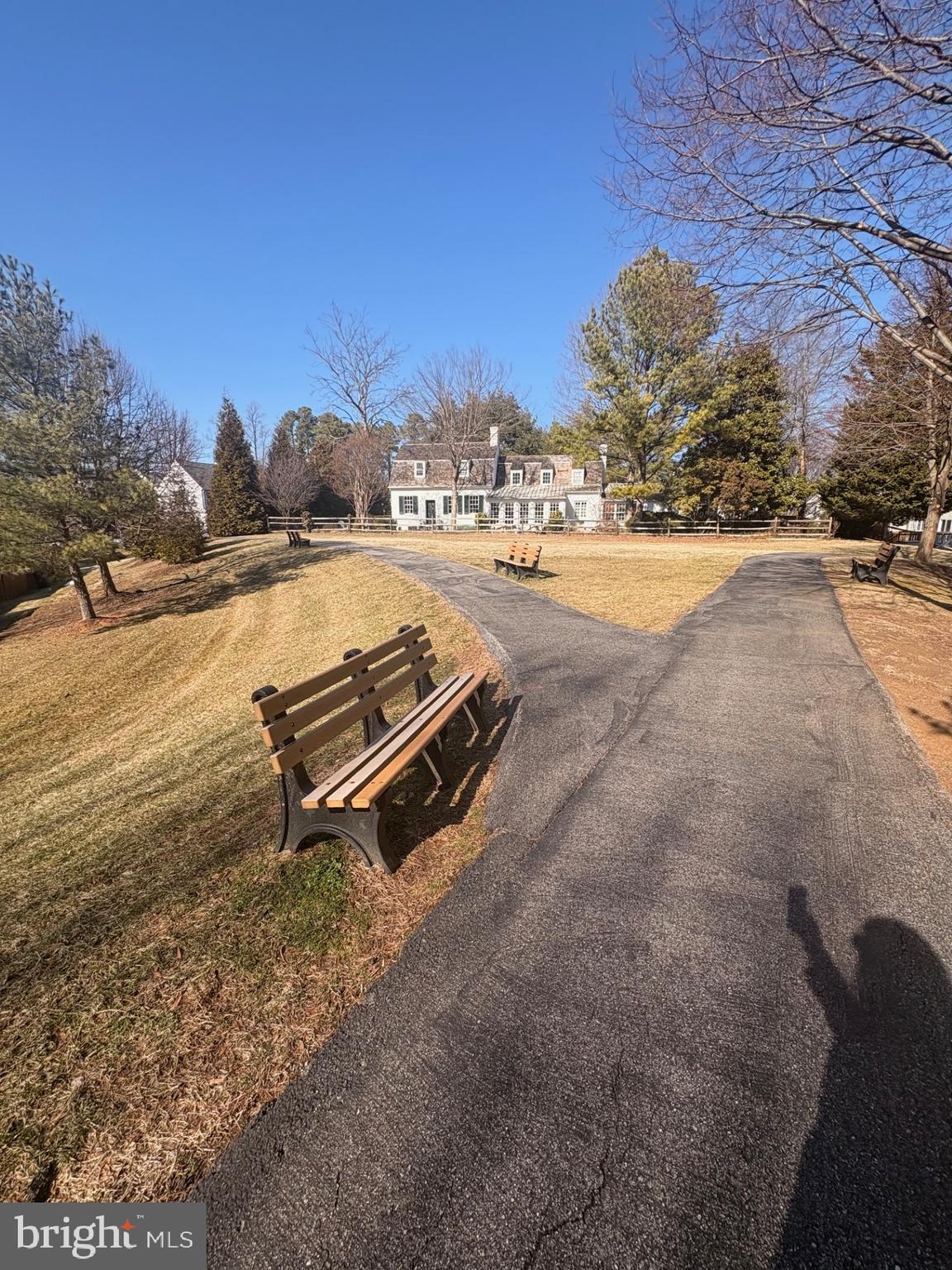 775 HOWARDS LOOP 167