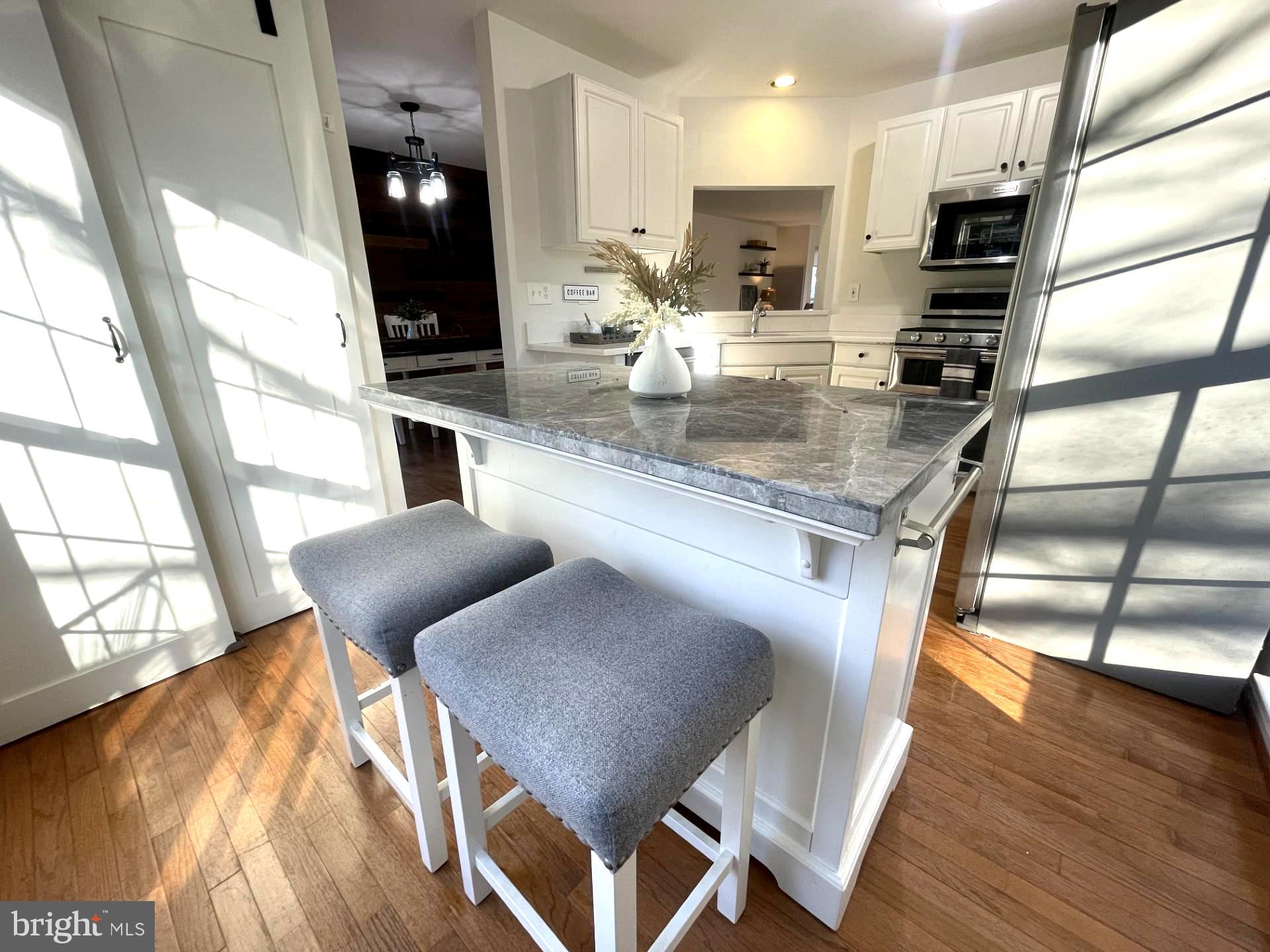 WINDGATE CONDO - Residential