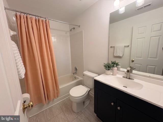 WINDGATE CONDO - Residential