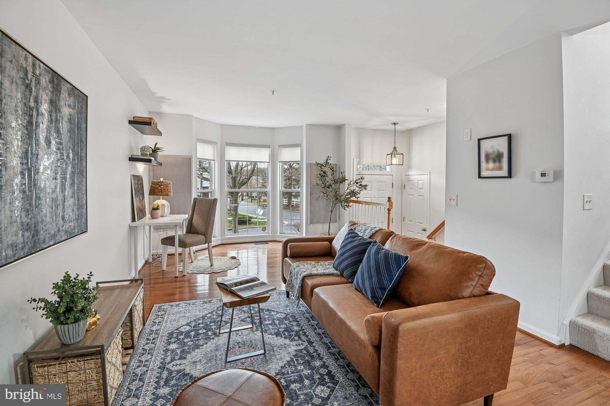 775 HOWARDS LOOP 167