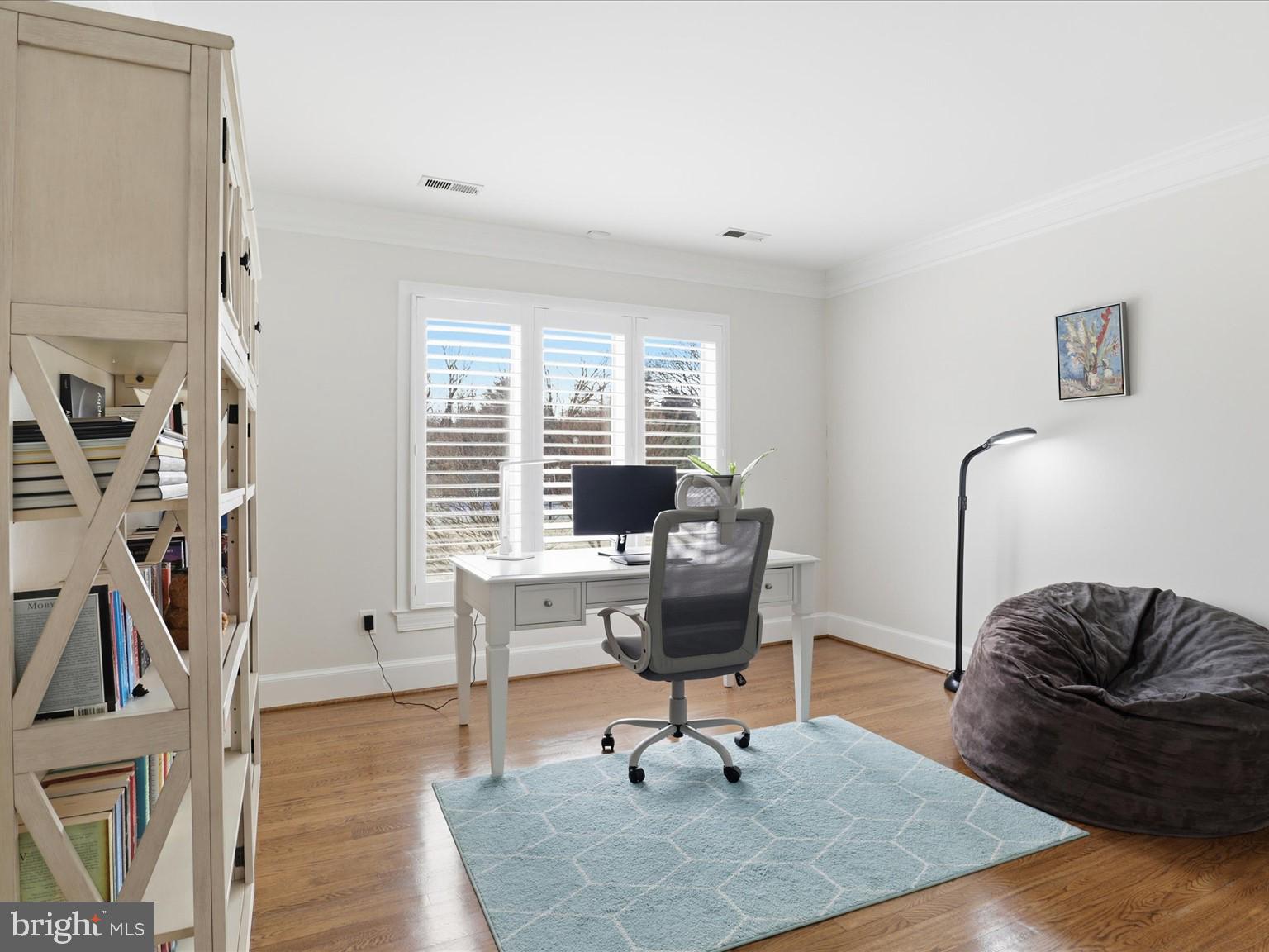 POTOMAC MANOR - Residential