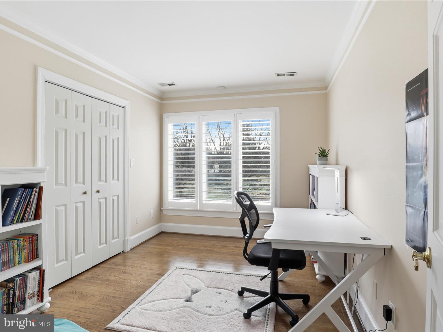 POTOMAC MANOR - Residential