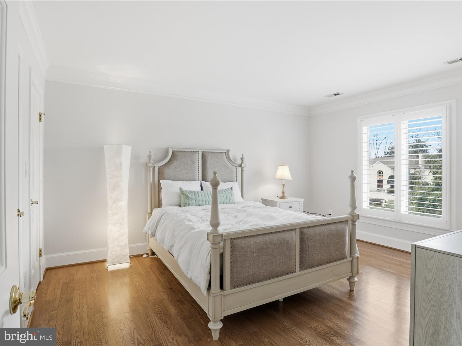 POTOMAC MANOR - Residential