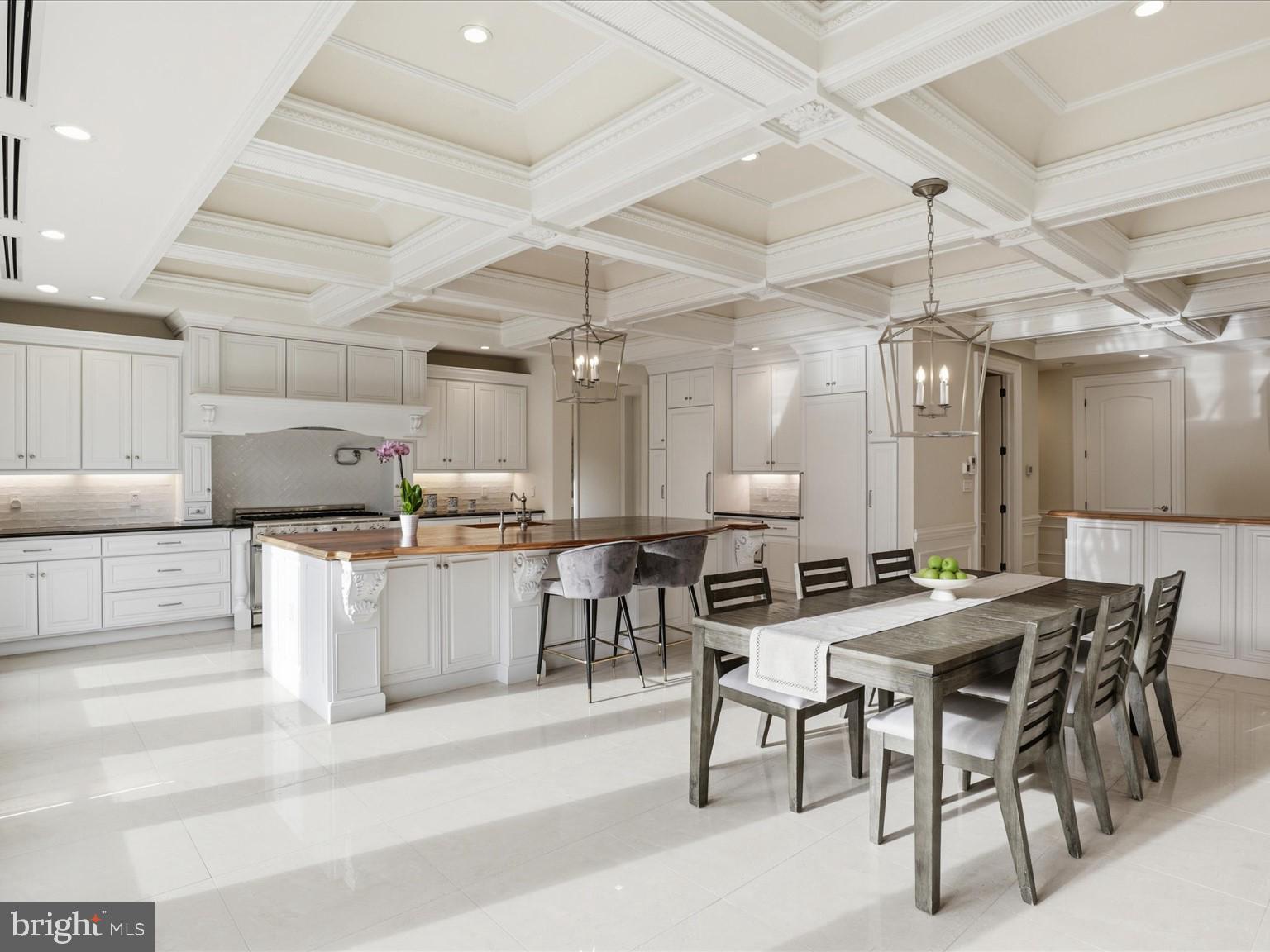 POTOMAC MANOR - Residential