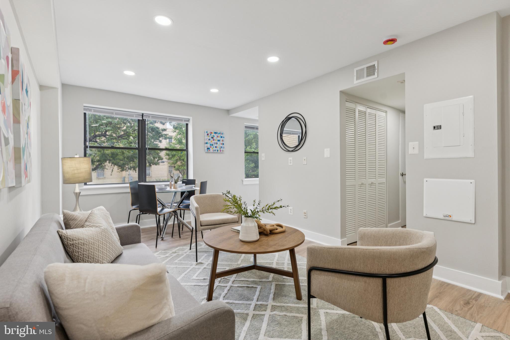 212 OAKWOOD STREET SE 115