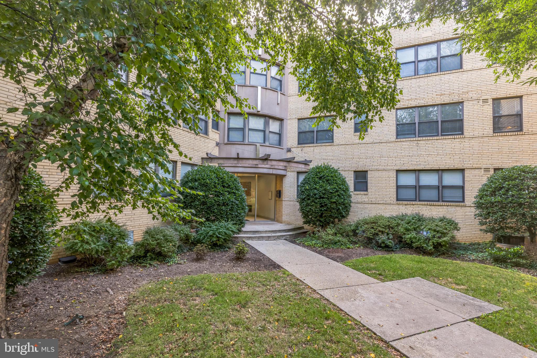 212 OAKWOOD STREET SE 115