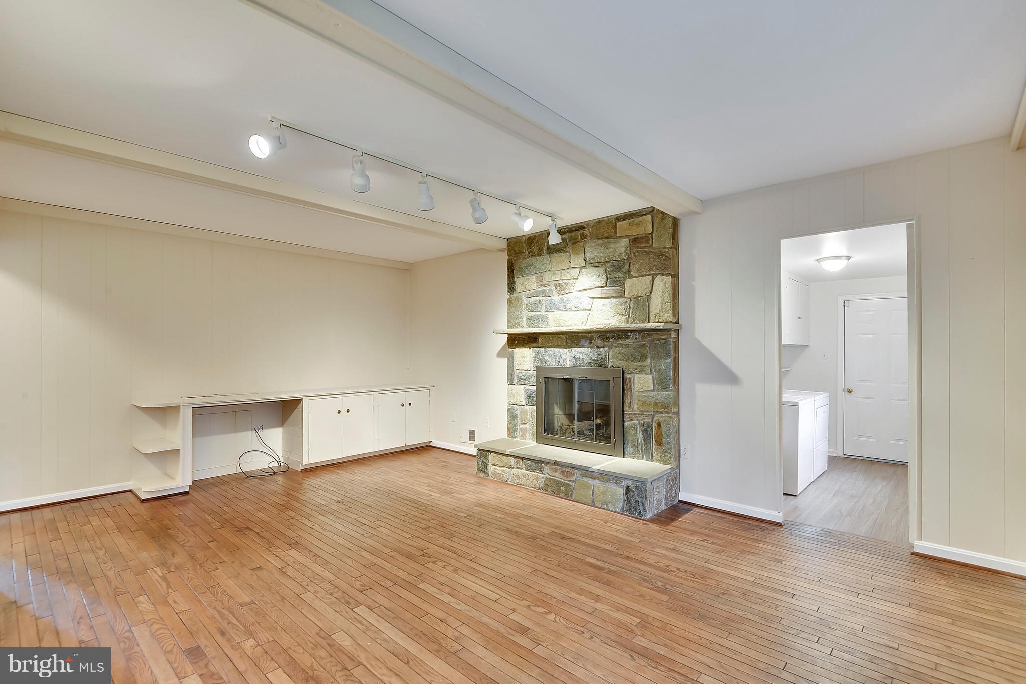 BEDFORDSHIRE - Residential