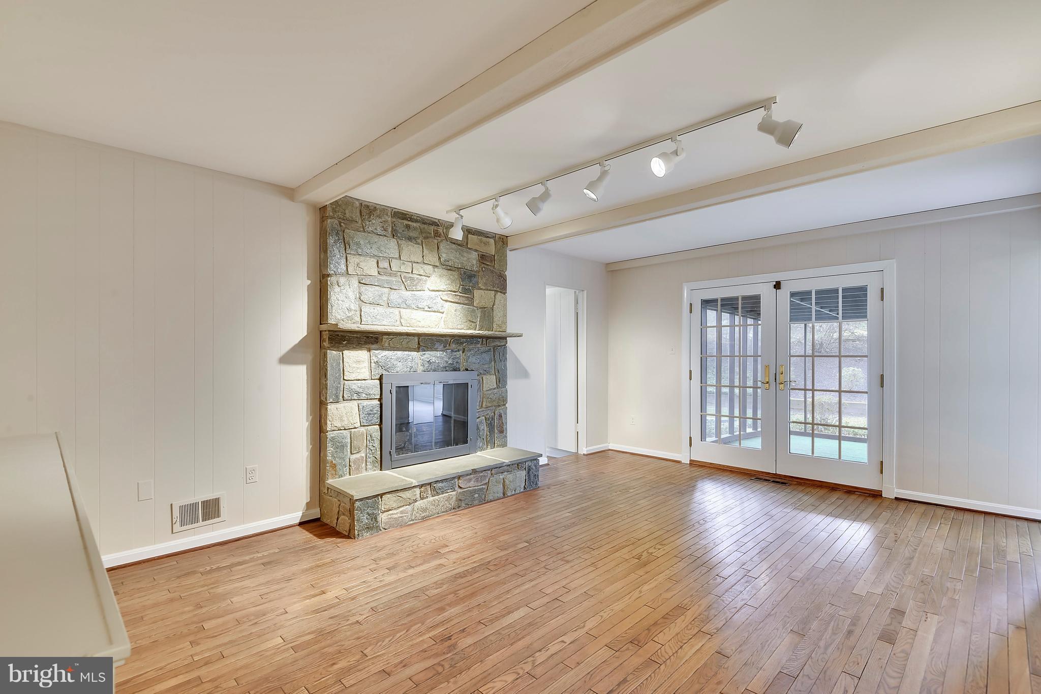 BEDFORDSHIRE - Residential