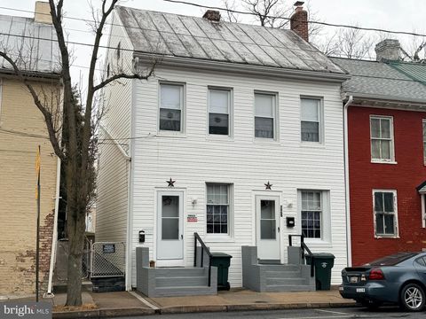 Multifamily For Sale - 226 Potomac 226-228 Street<br/> HAGERSTOWN, MD 21740