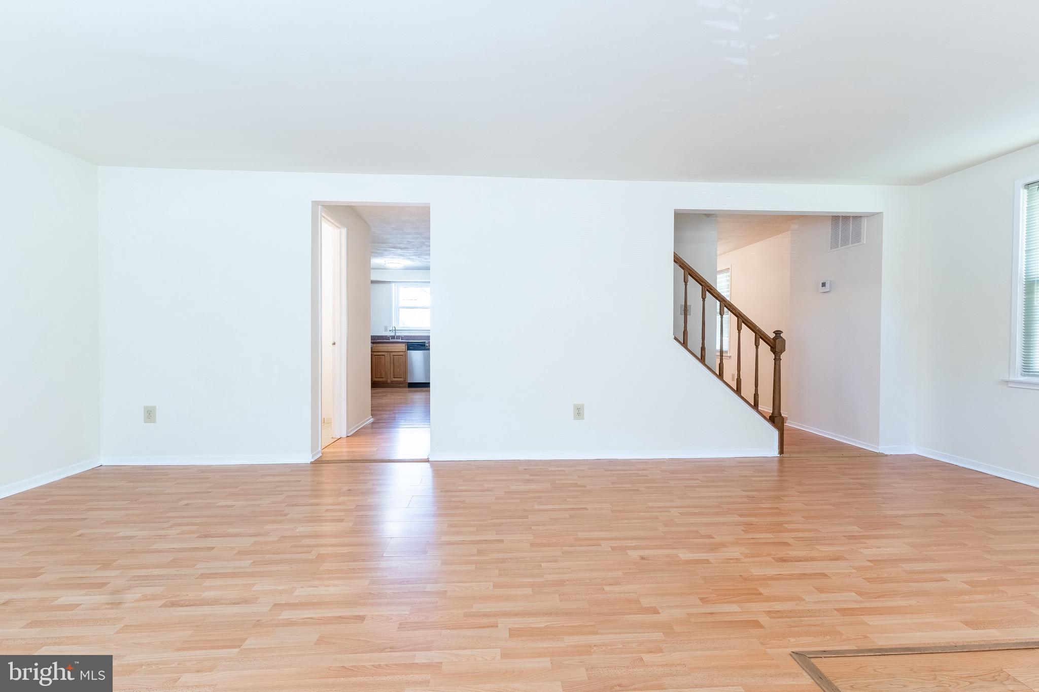 FALLSREACH - Residential Lease