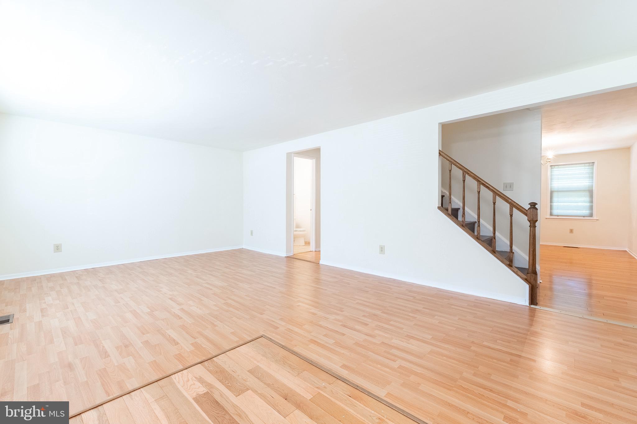 FALLSREACH - Residential Lease