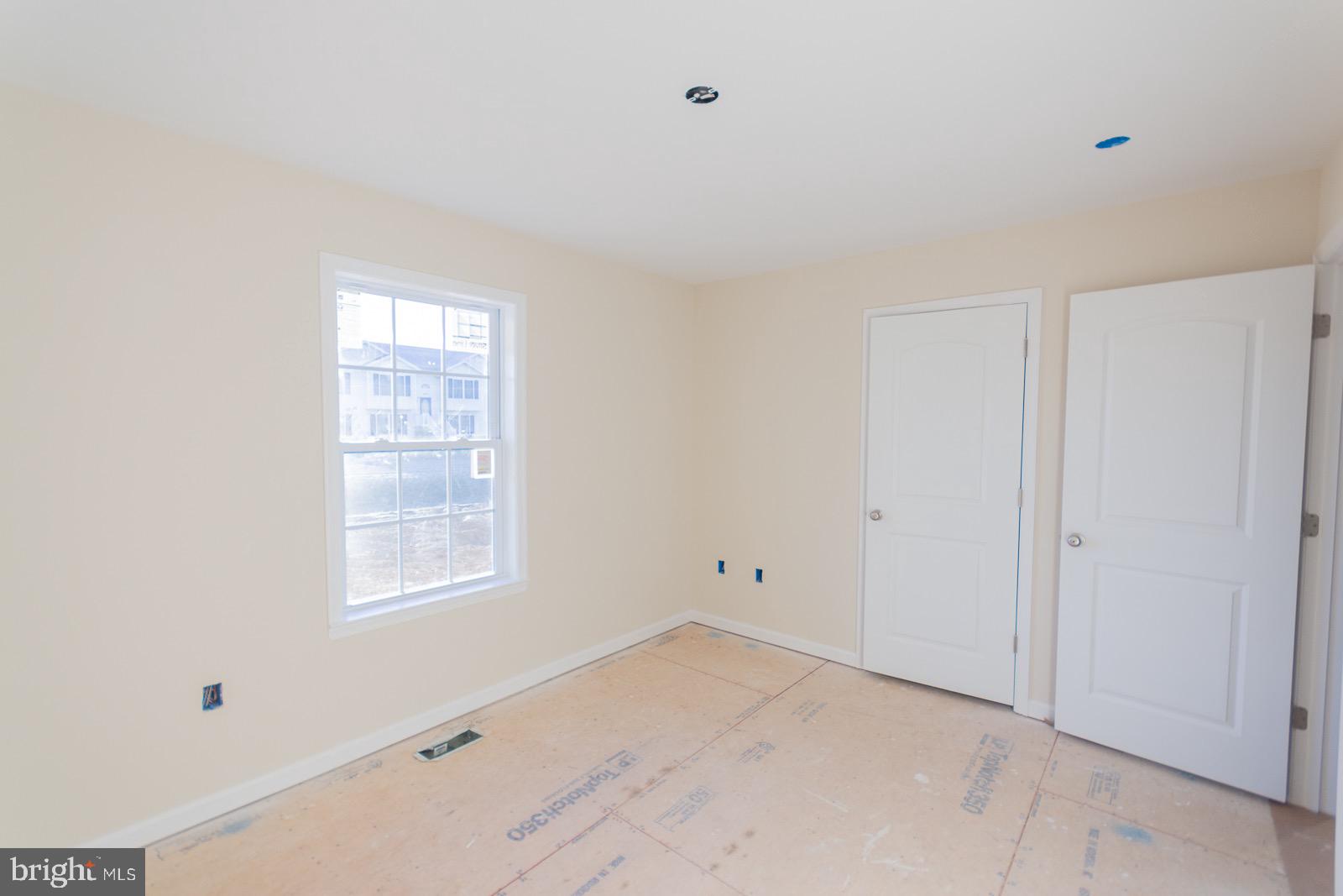 ELIZABETH STATION - Residential