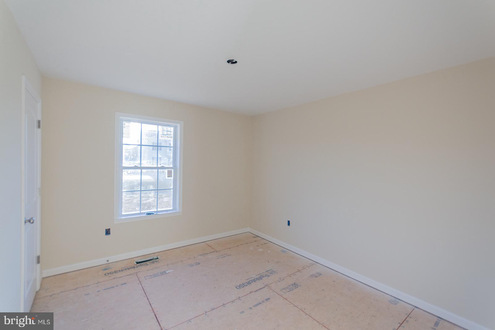 ELIZABETH STATION - Residential