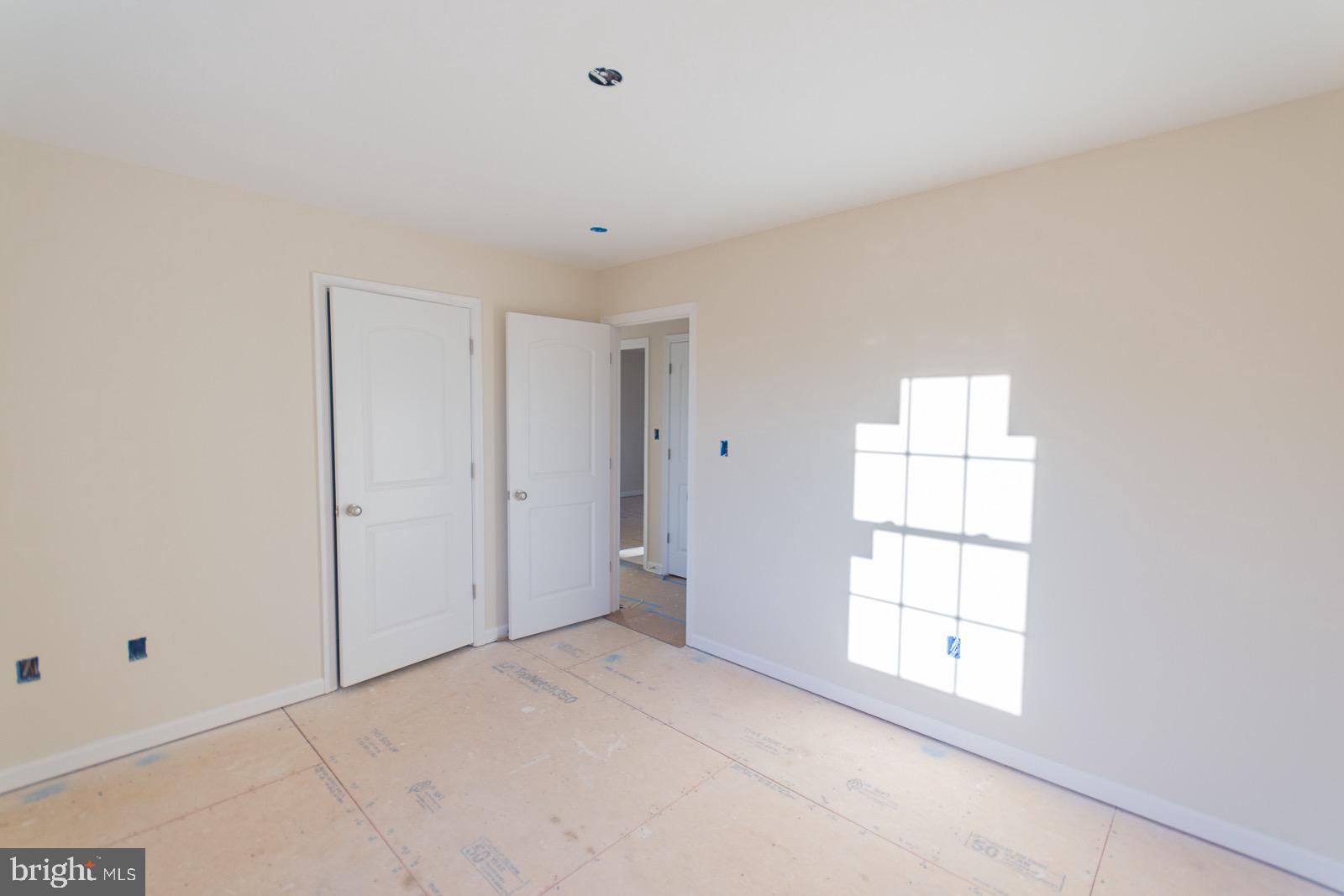 ELIZABETH STATION - Residential