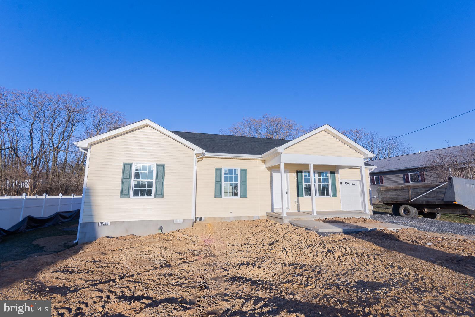 ELIZABETH STATION - Residential