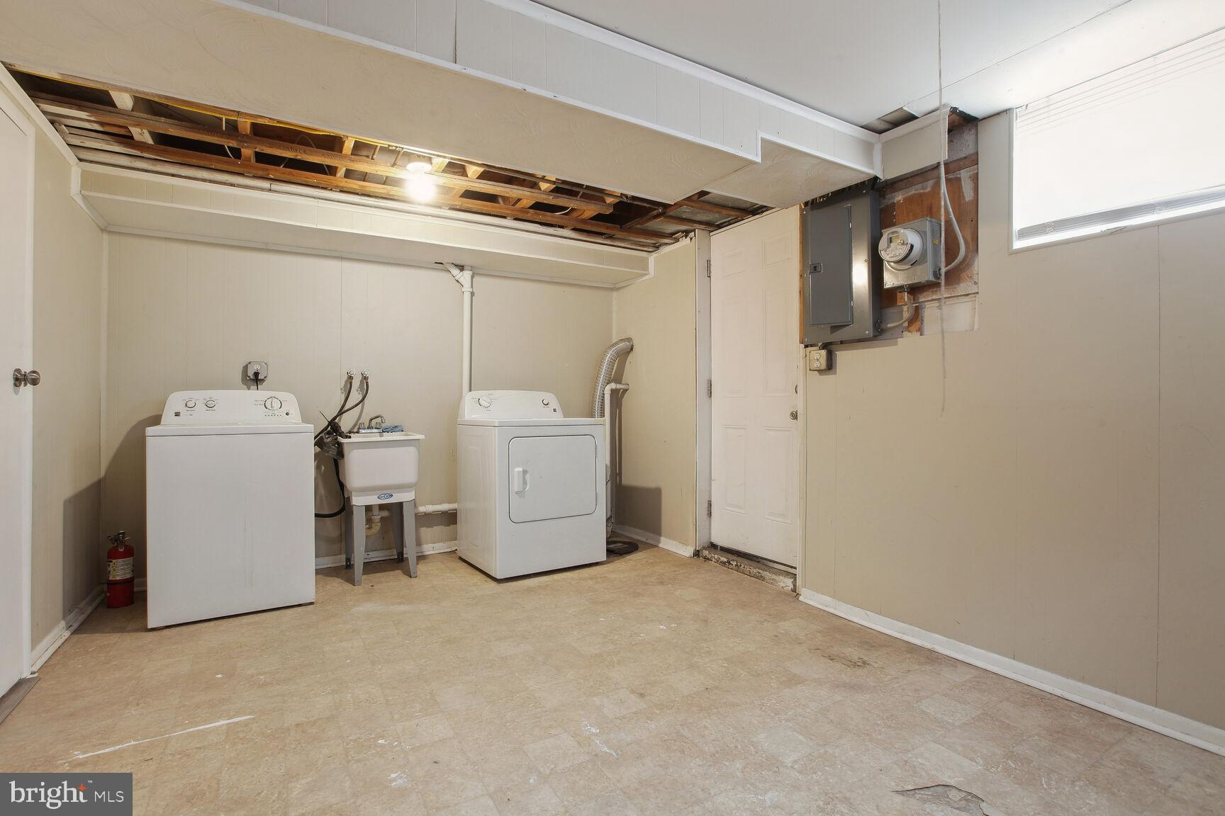 DUNDALK - Residential Lease