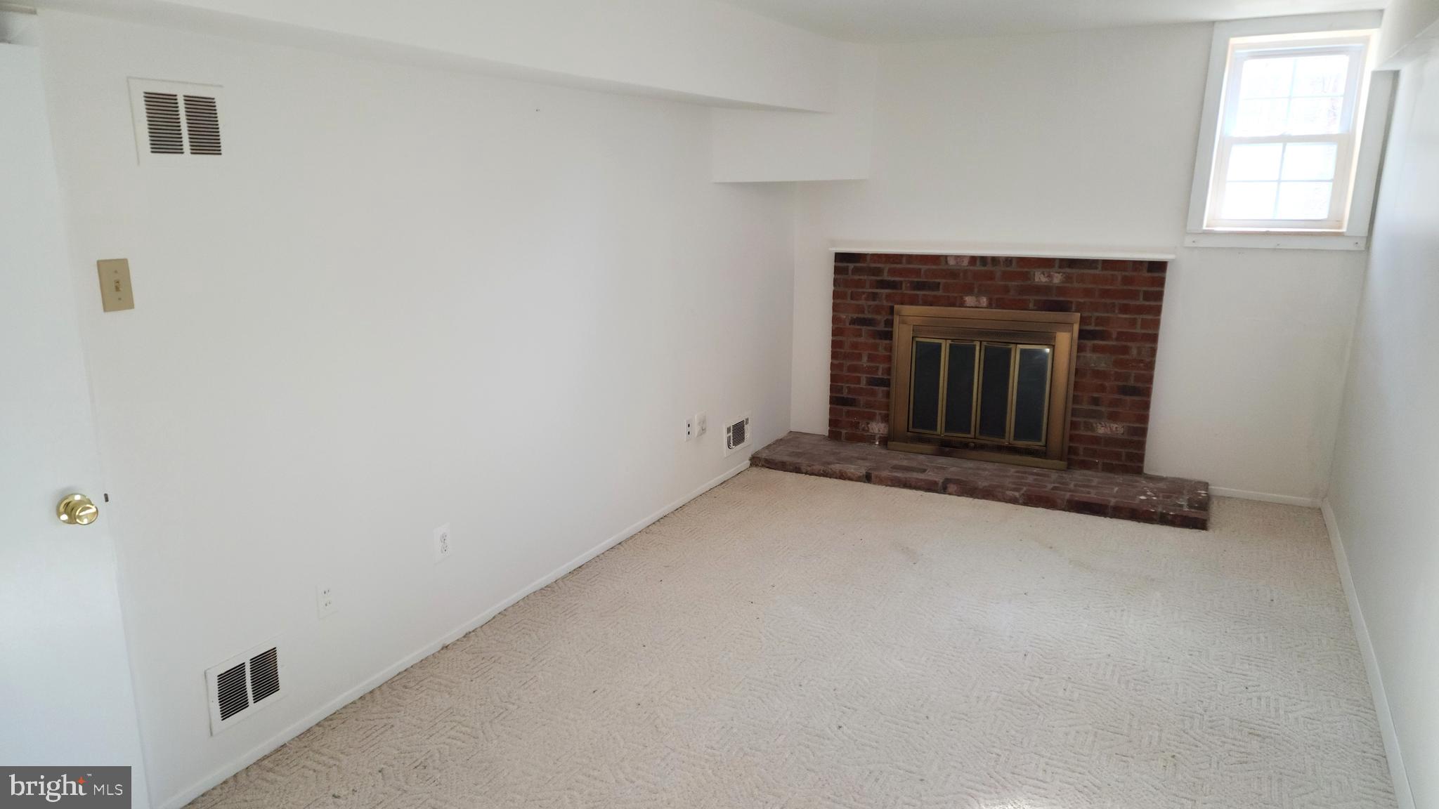 MONTICELLO FOREST - Residential Lease