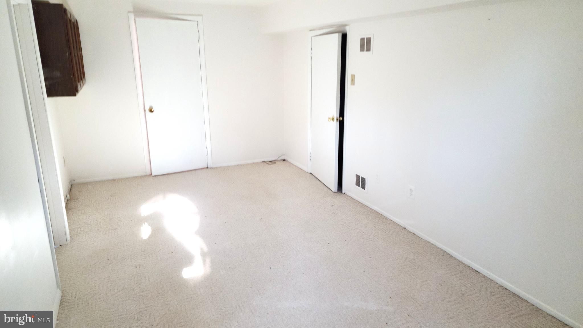 MONTICELLO FOREST - Residential Lease