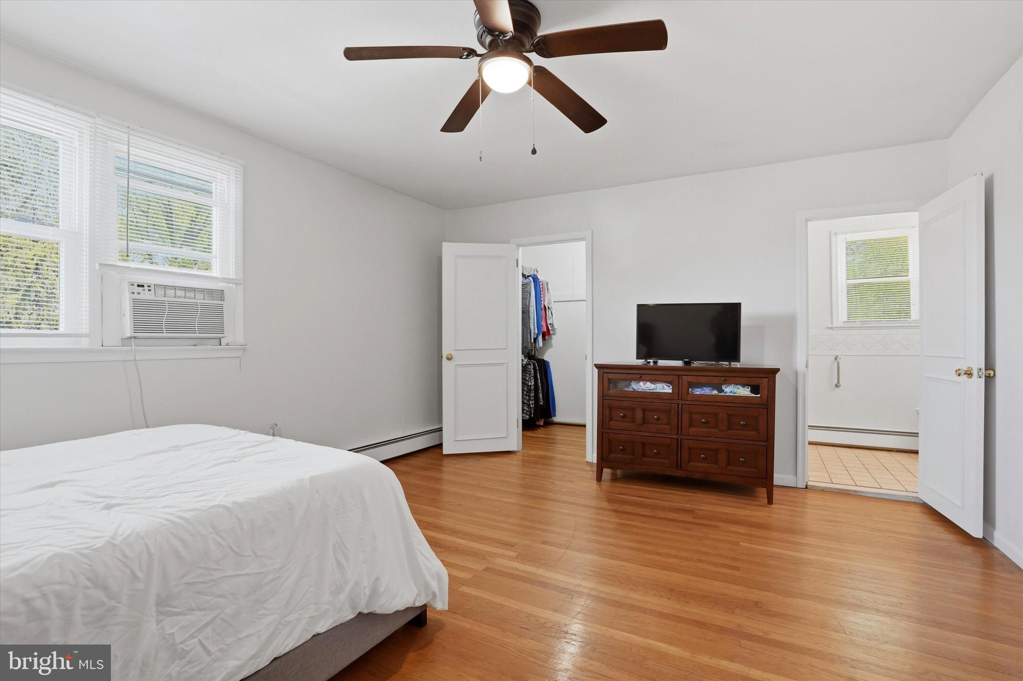 COLLEGE PARK - Residential