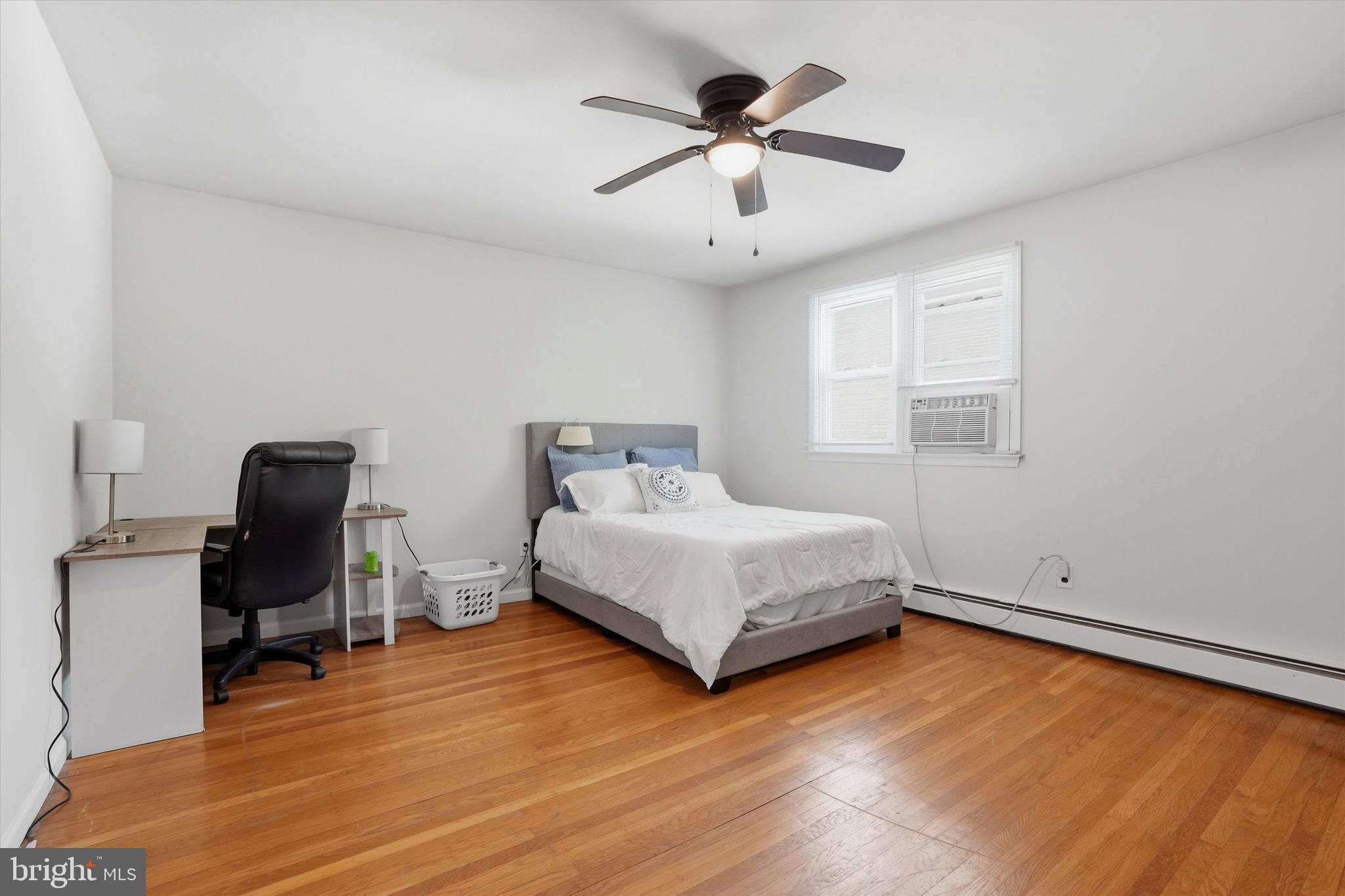 COLLEGE PARK - Residential