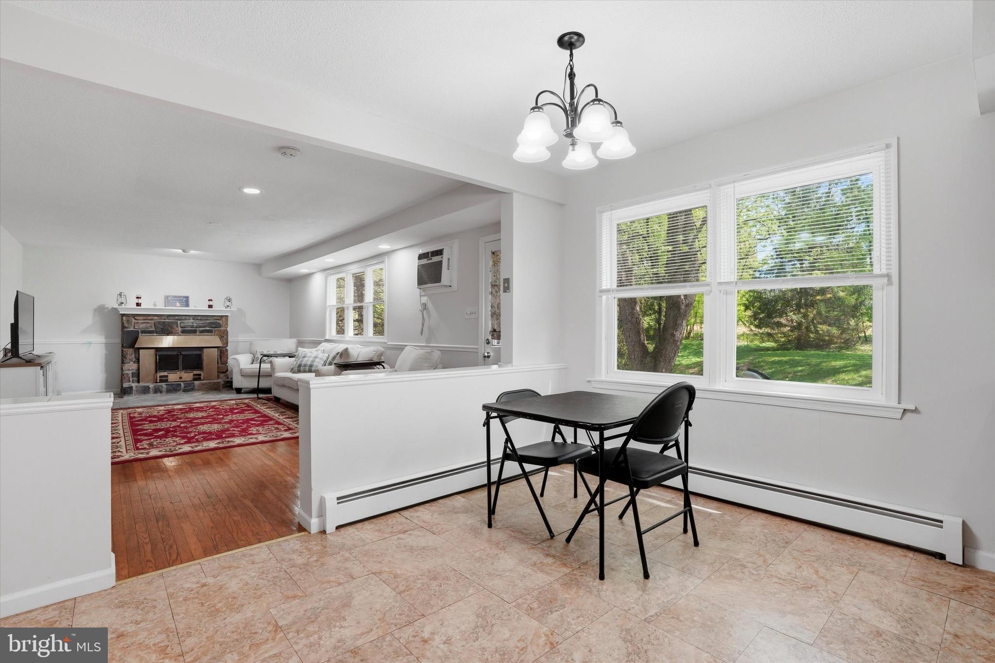 COLLEGE PARK - Residential