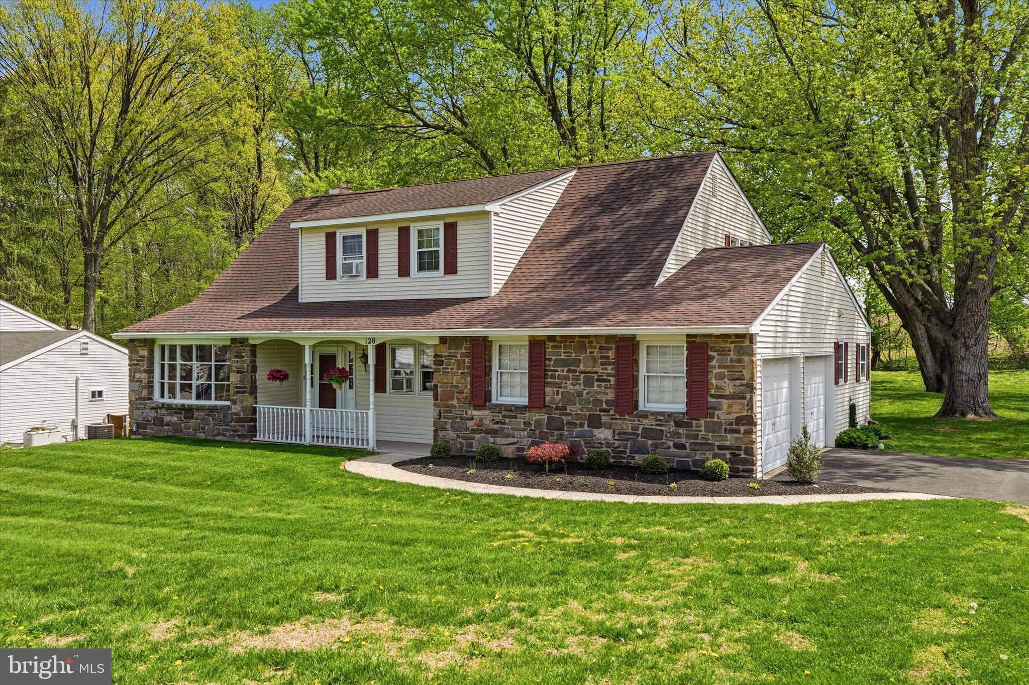 COLLEGE PARK - Residential