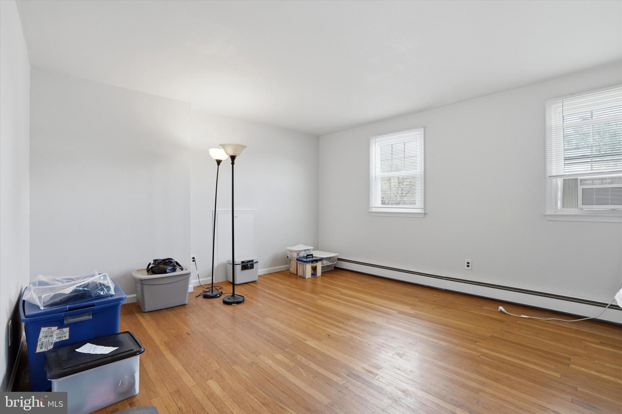 COLLEGE PARK - Residential